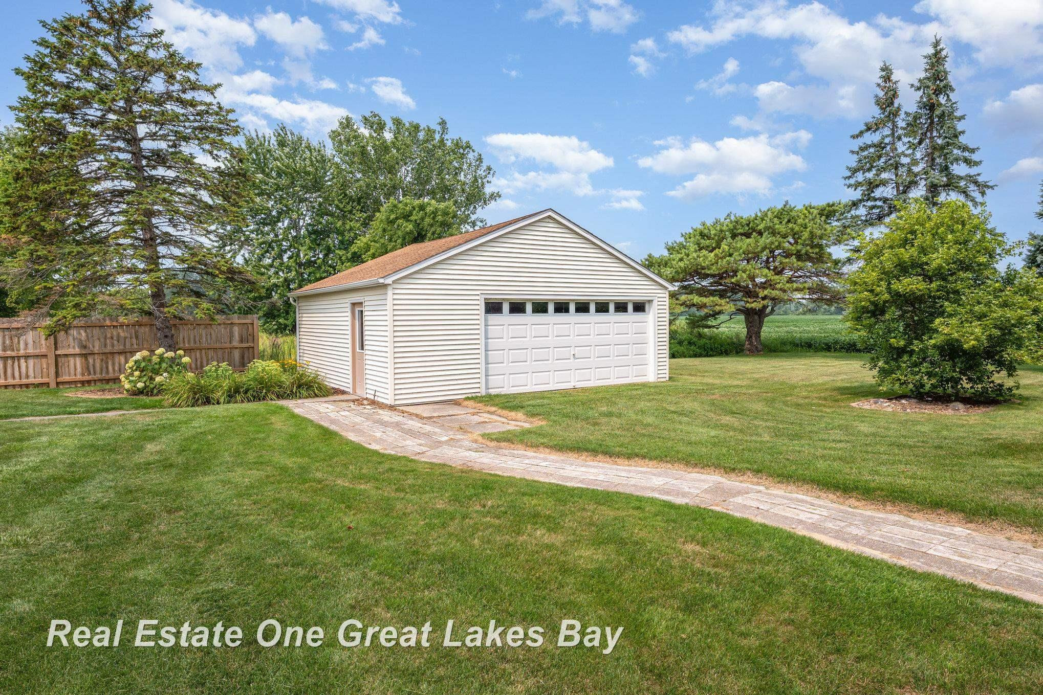 2155 Wetters Road, Kawkawlin, MI 48631 — Photo 5