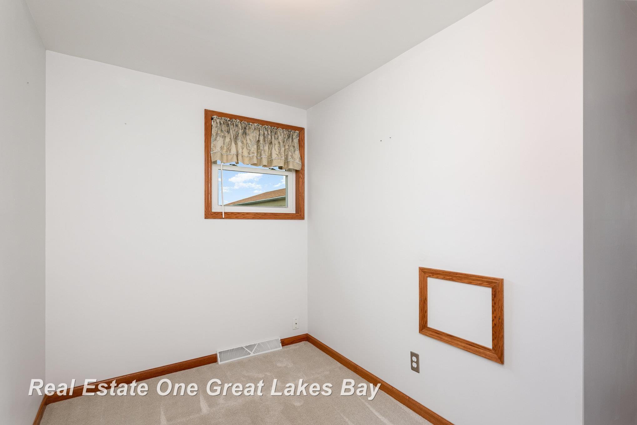 2155 Wetters Road, Kawkawlin, MI 48631 — Photo 18