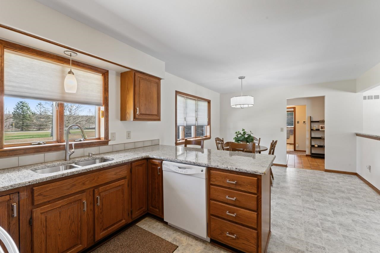 5802 Pratt Road, Lapeer, MI 48446 — Photo 12