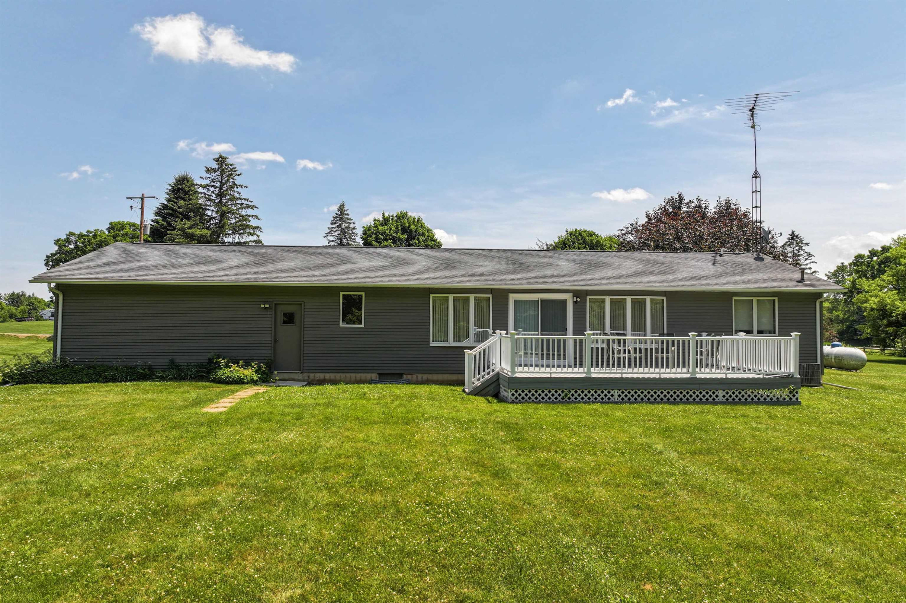 5802 Pratt Road, Lapeer, MI 48446 — Photo 23