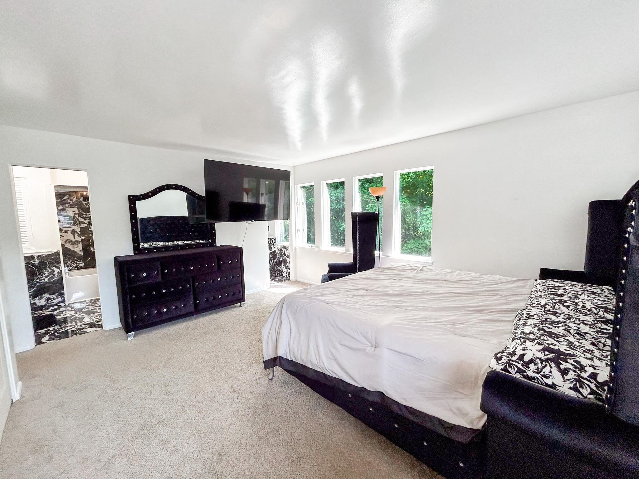 1246 Dyemeadow Lane, Flint, MI 48532 — Photo 15