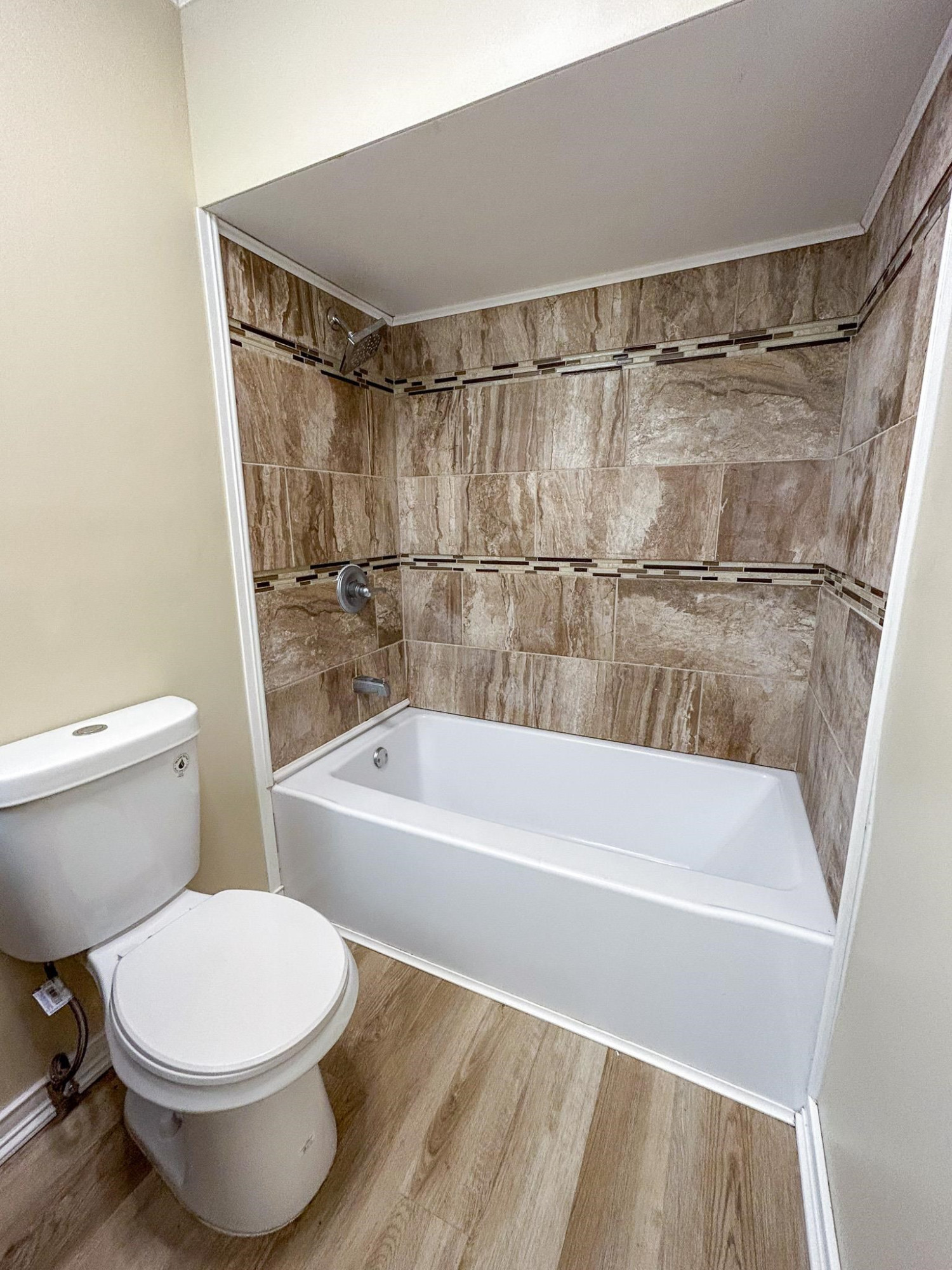1246 Dyemeadow Lane, Flint, MI 48532 — Photo 30