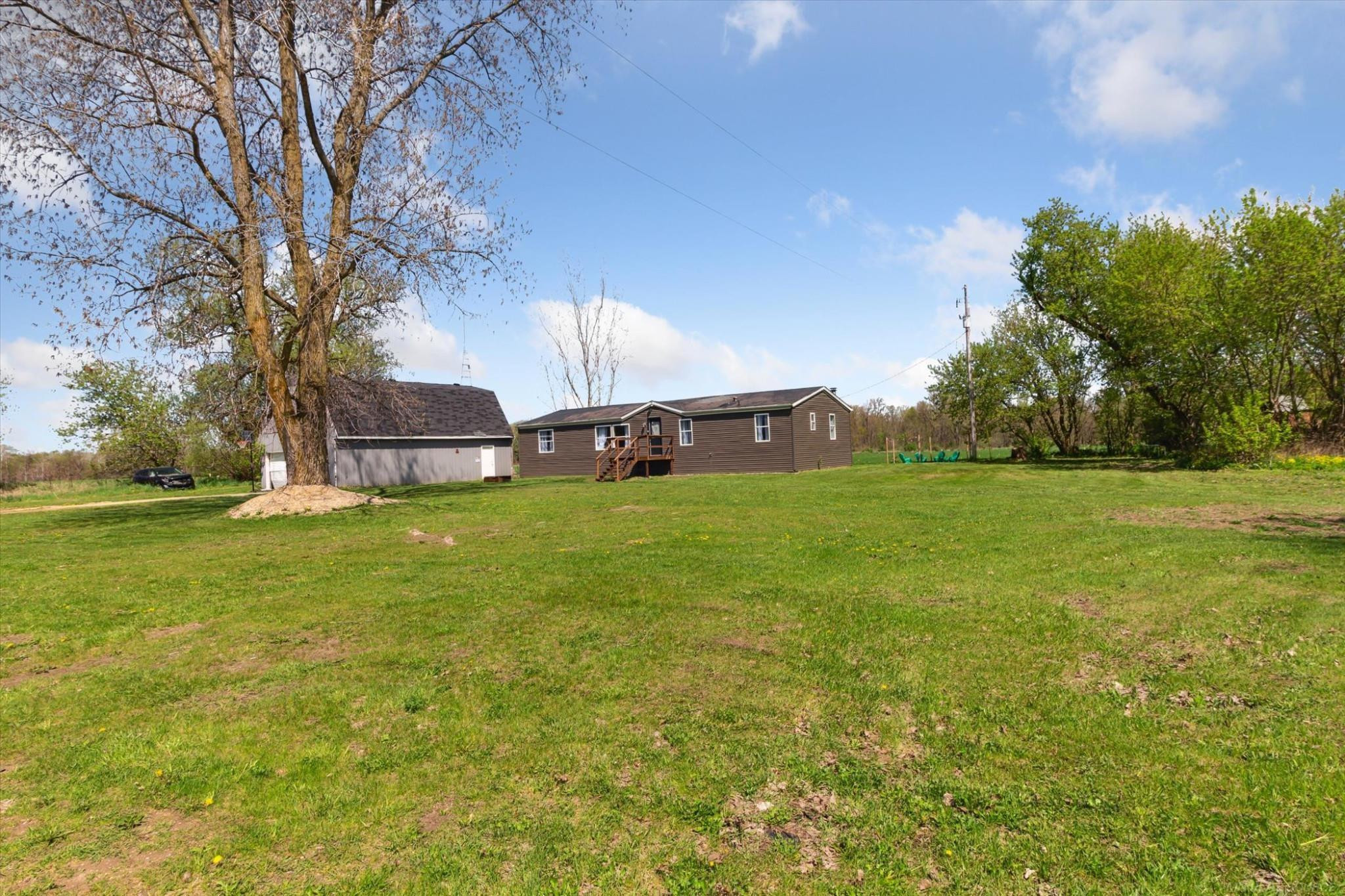 10343 E Pakes Road, Crystal, MI 48818 — Photo 28