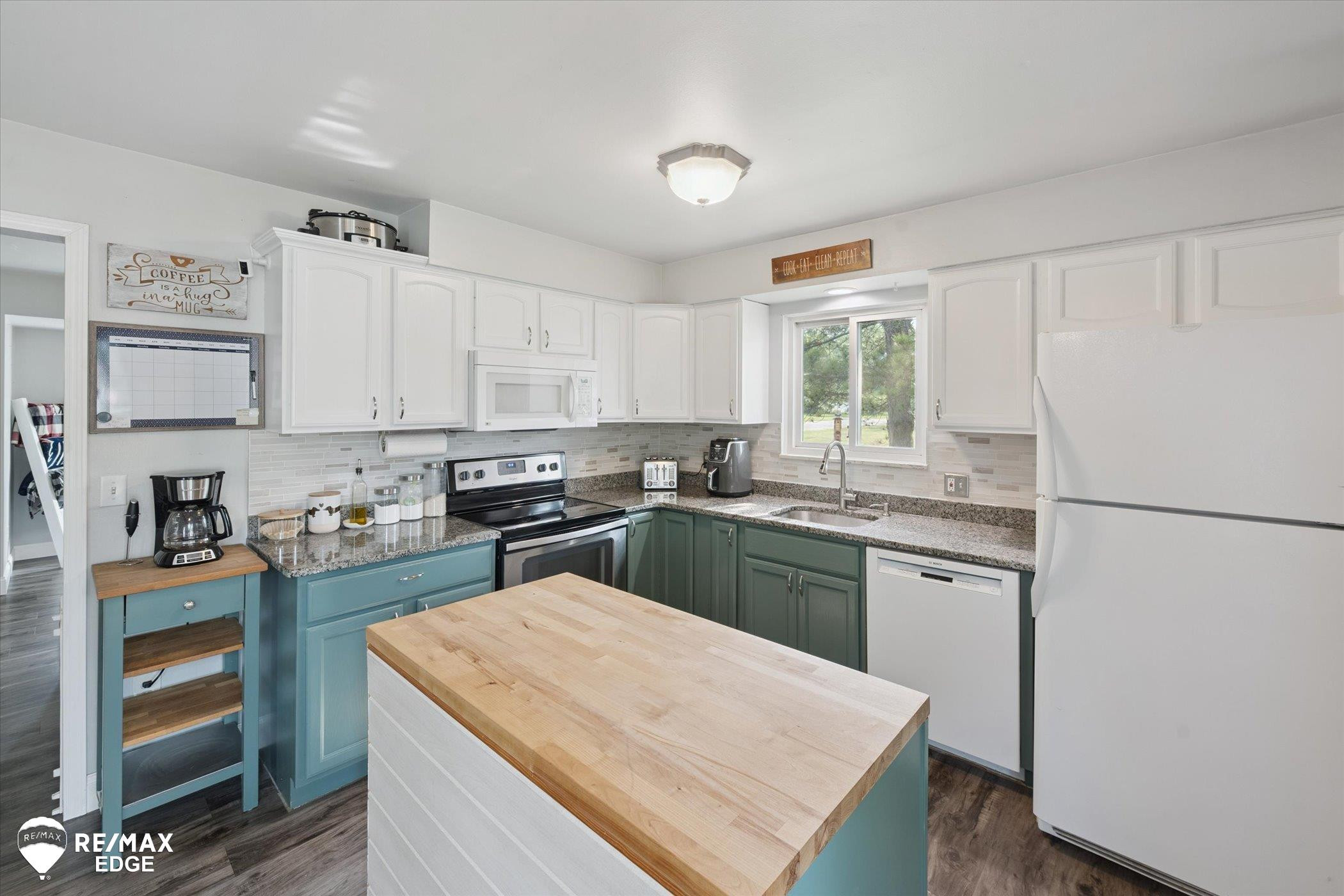 206 Thomas Street, Holly, MI 48442 — Photo 11