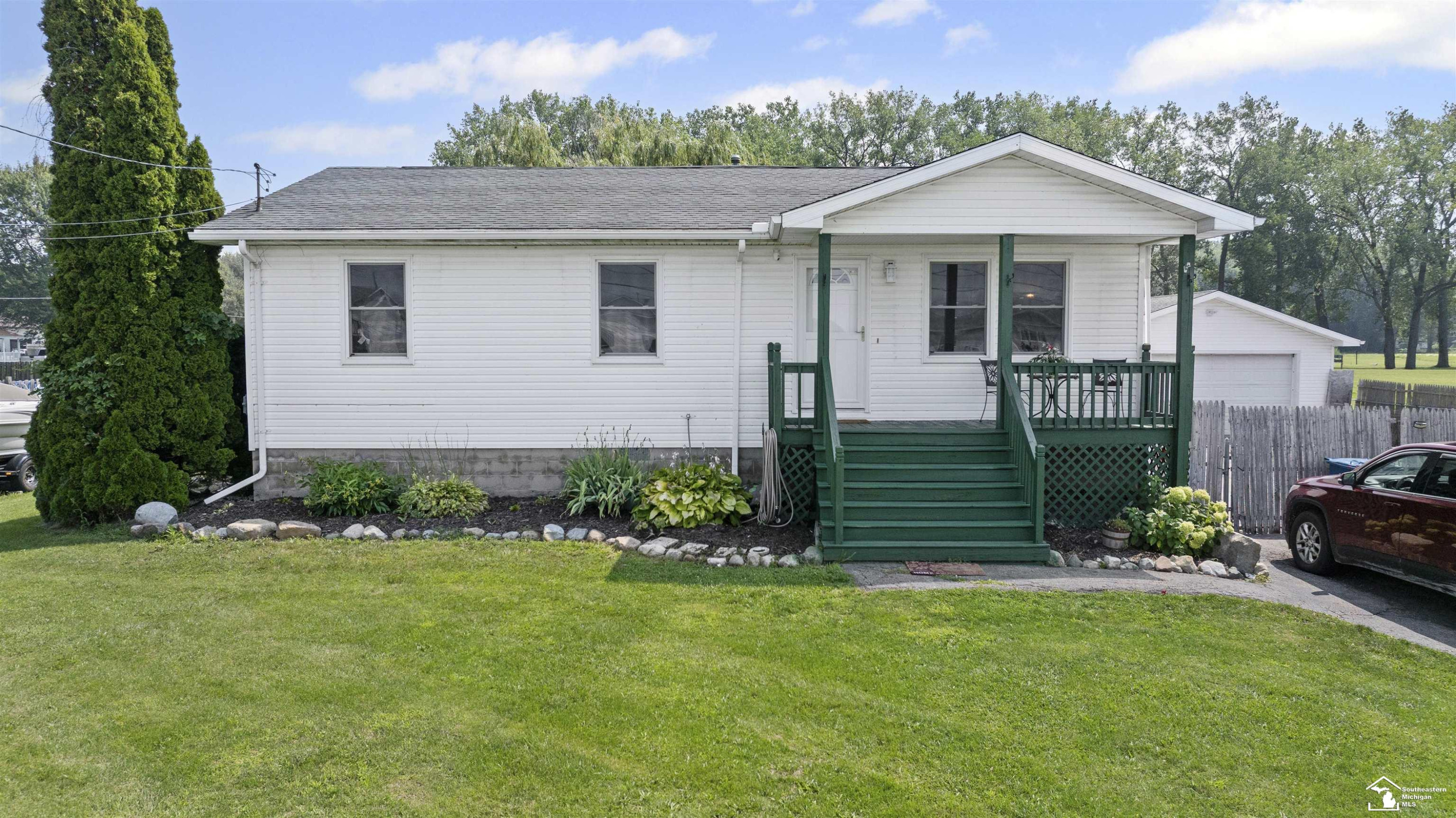 7462 Canal Street, Newport, MI 48166 — Photo 3