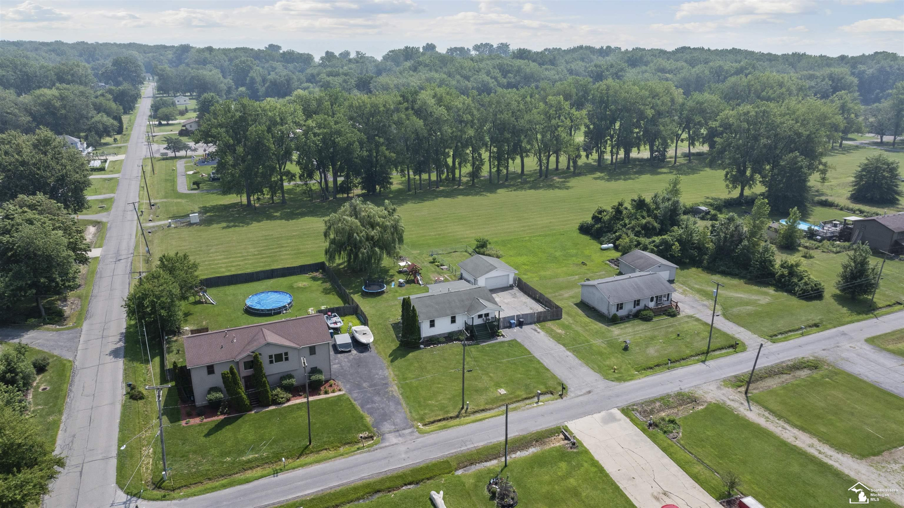 7462 Canal Street, Newport, MI 48166 — Photo 34