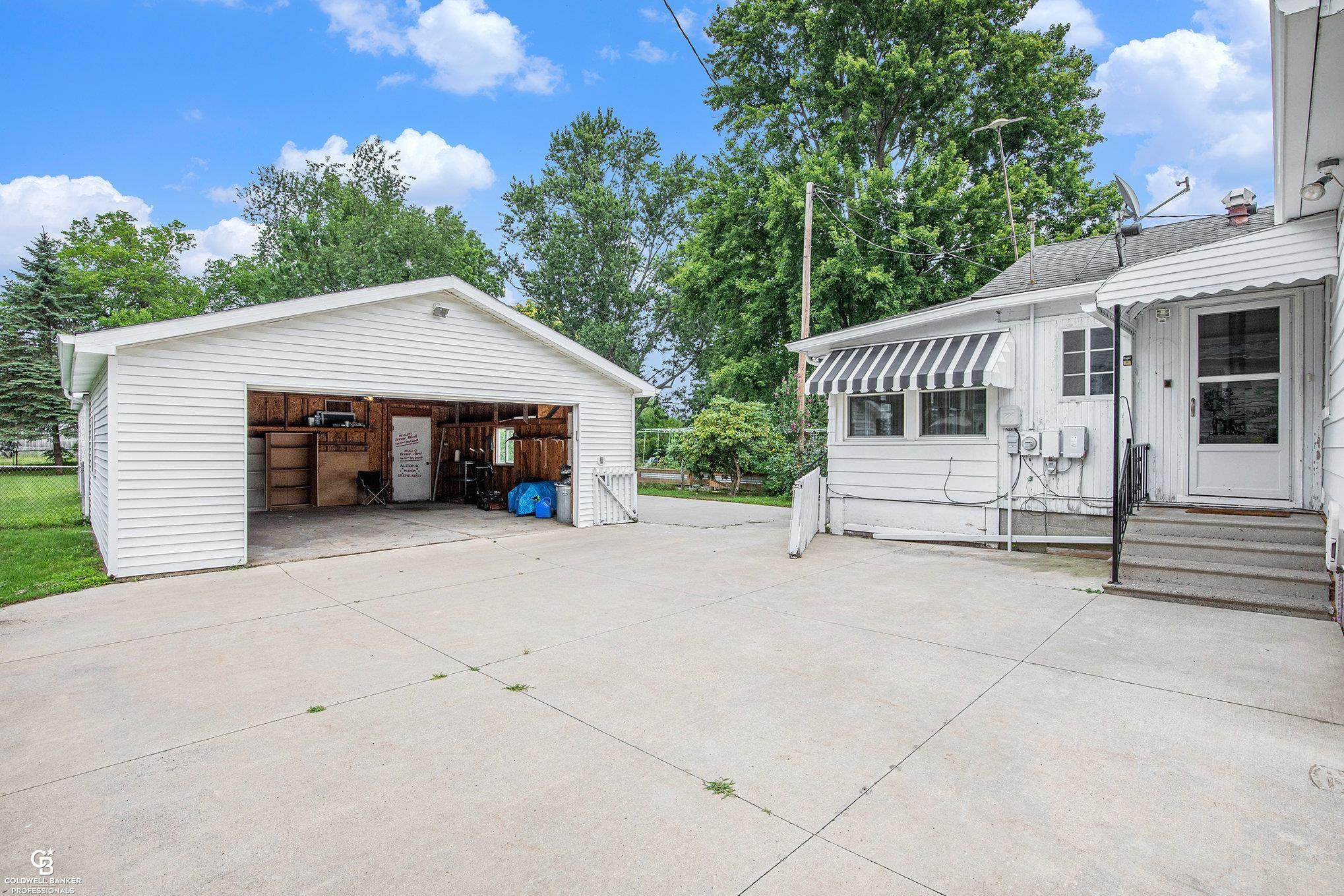 570 Mill Street, Algonac, MI 48001 — Photo 21