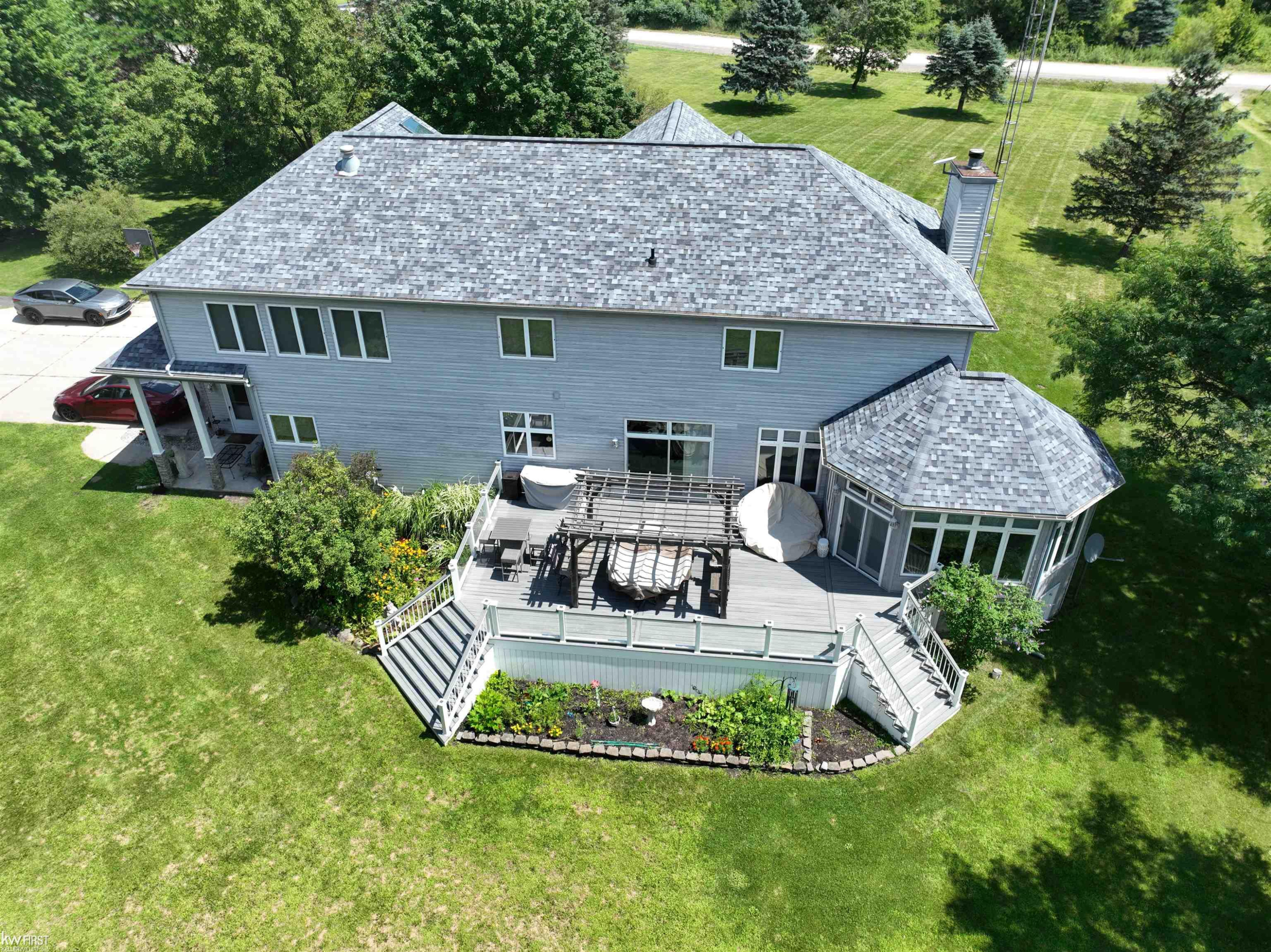 7090 E Hill Road, Grand Blanc, MI 48439 — Photo 2