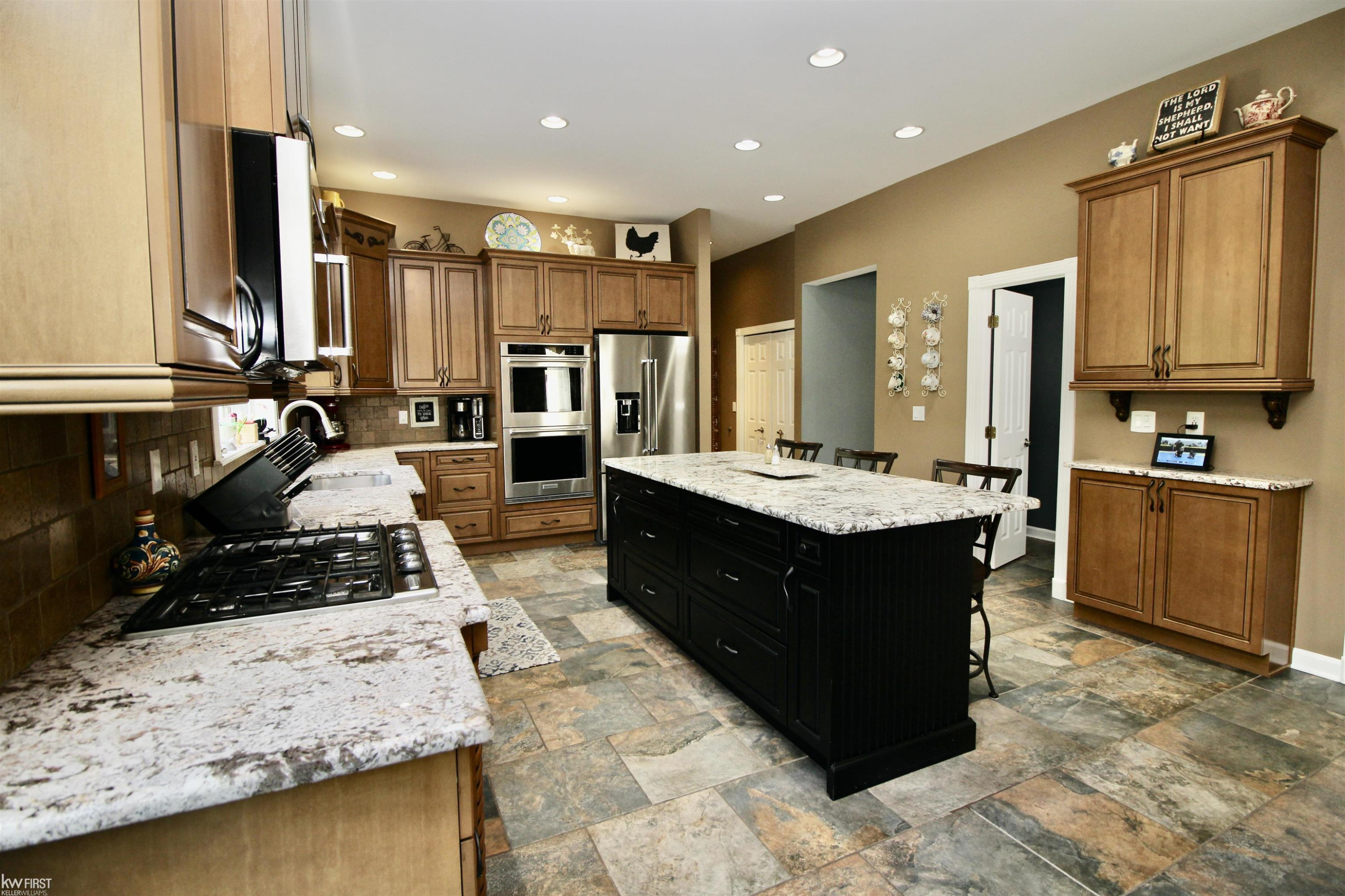 7090 E Hill Road, Grand Blanc, MI 48439 — Photo 23