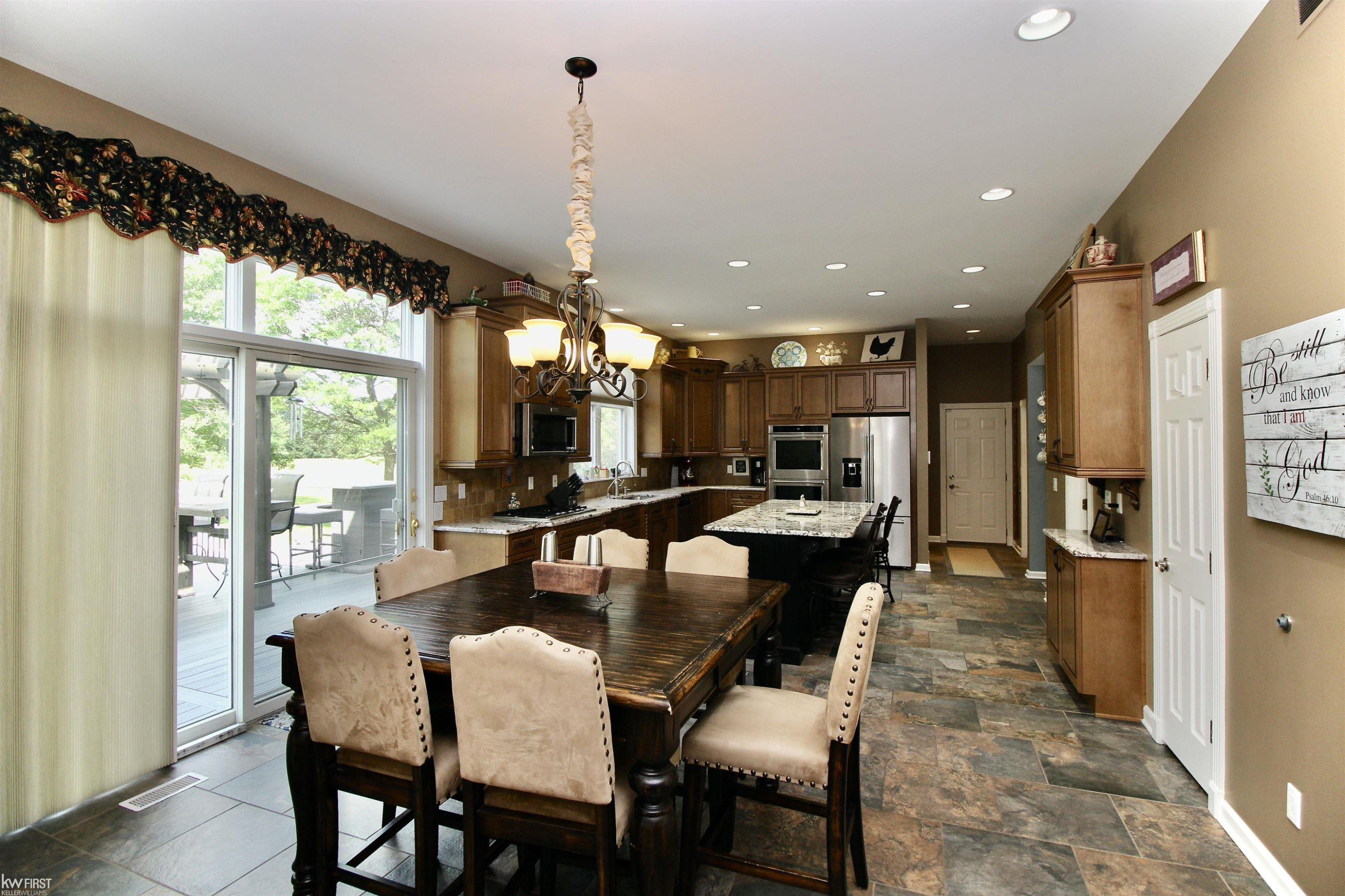 7090 E Hill Road, Grand Blanc, MI 48439 — Photo 26