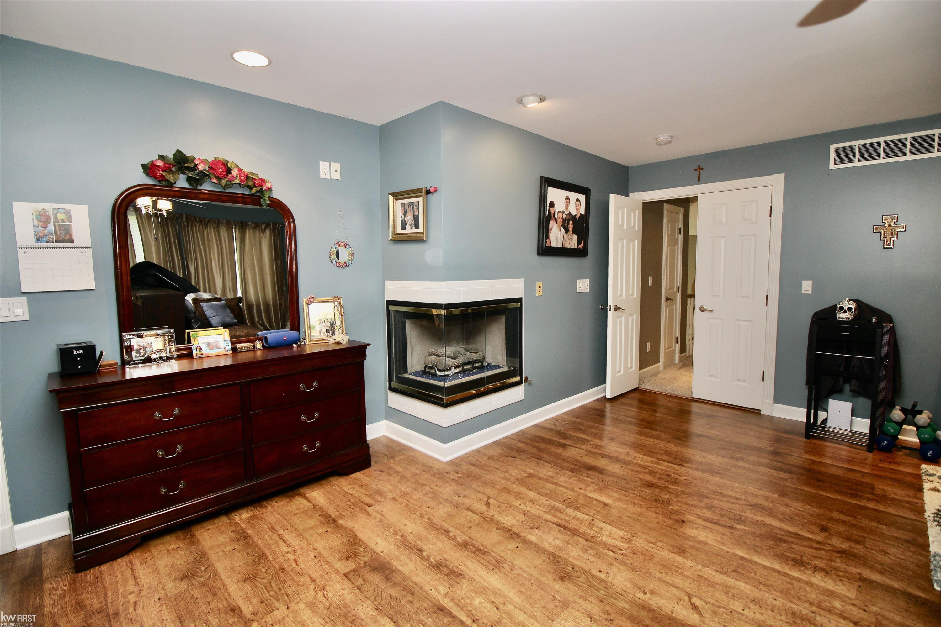 7090 E Hill Road, Grand Blanc, MI 48439 — Photo 44