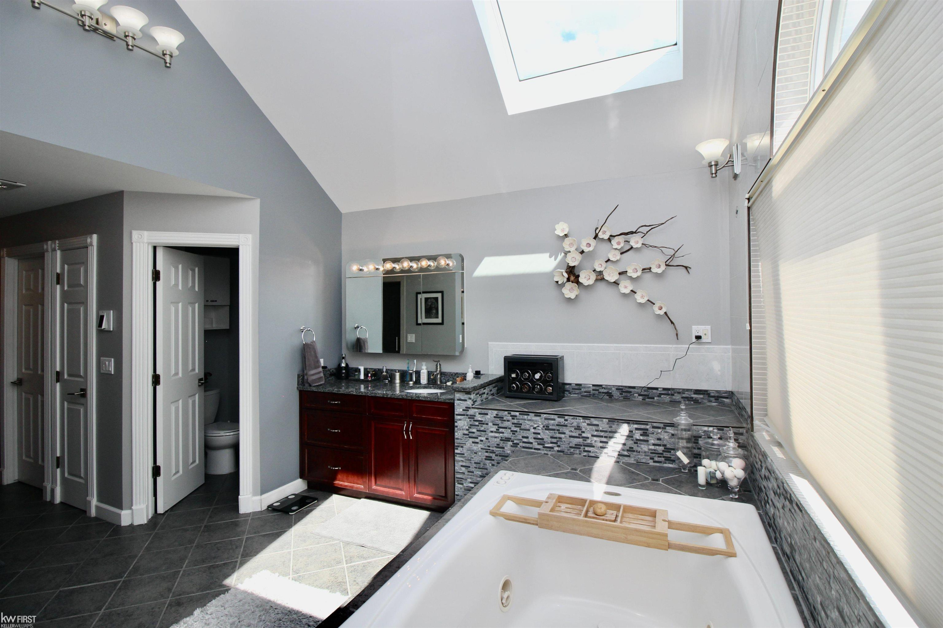 7090 E Hill Road, Grand Blanc, MI 48439 — Photo 53