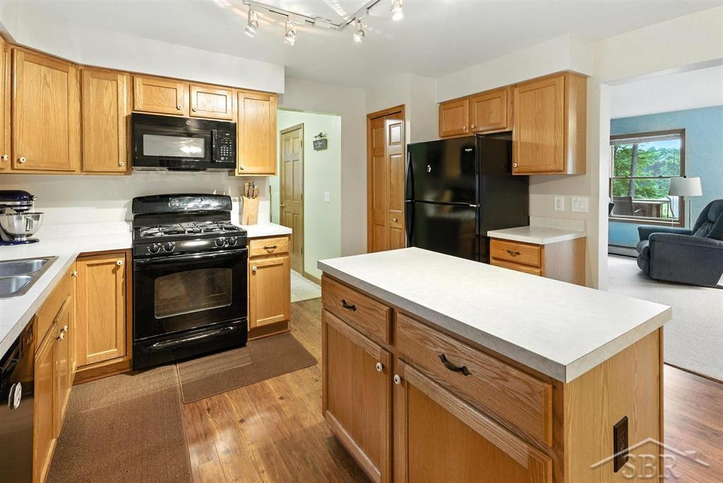 5505 N Clarence Court, Sanford, MI 48657 — Photo 7