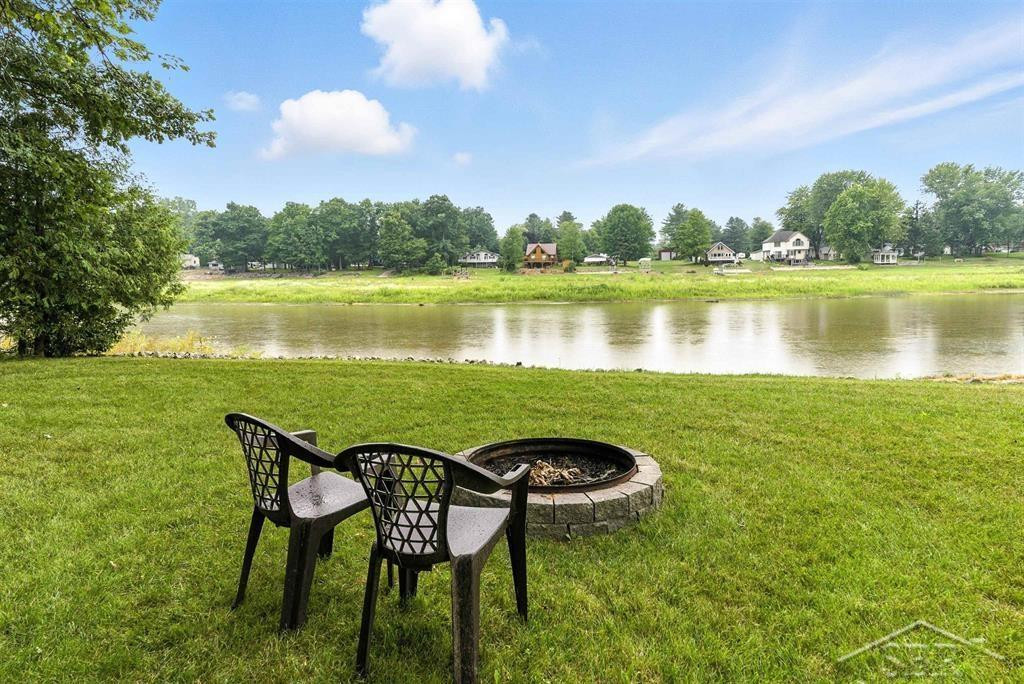 5505 N Clarence Court, Sanford, MI 48657 — Photo 38