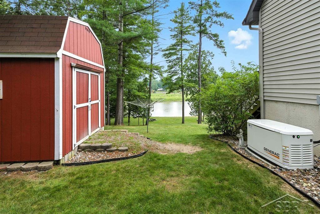 5505 N Clarence Court, Sanford, MI 48657 — Photo 39