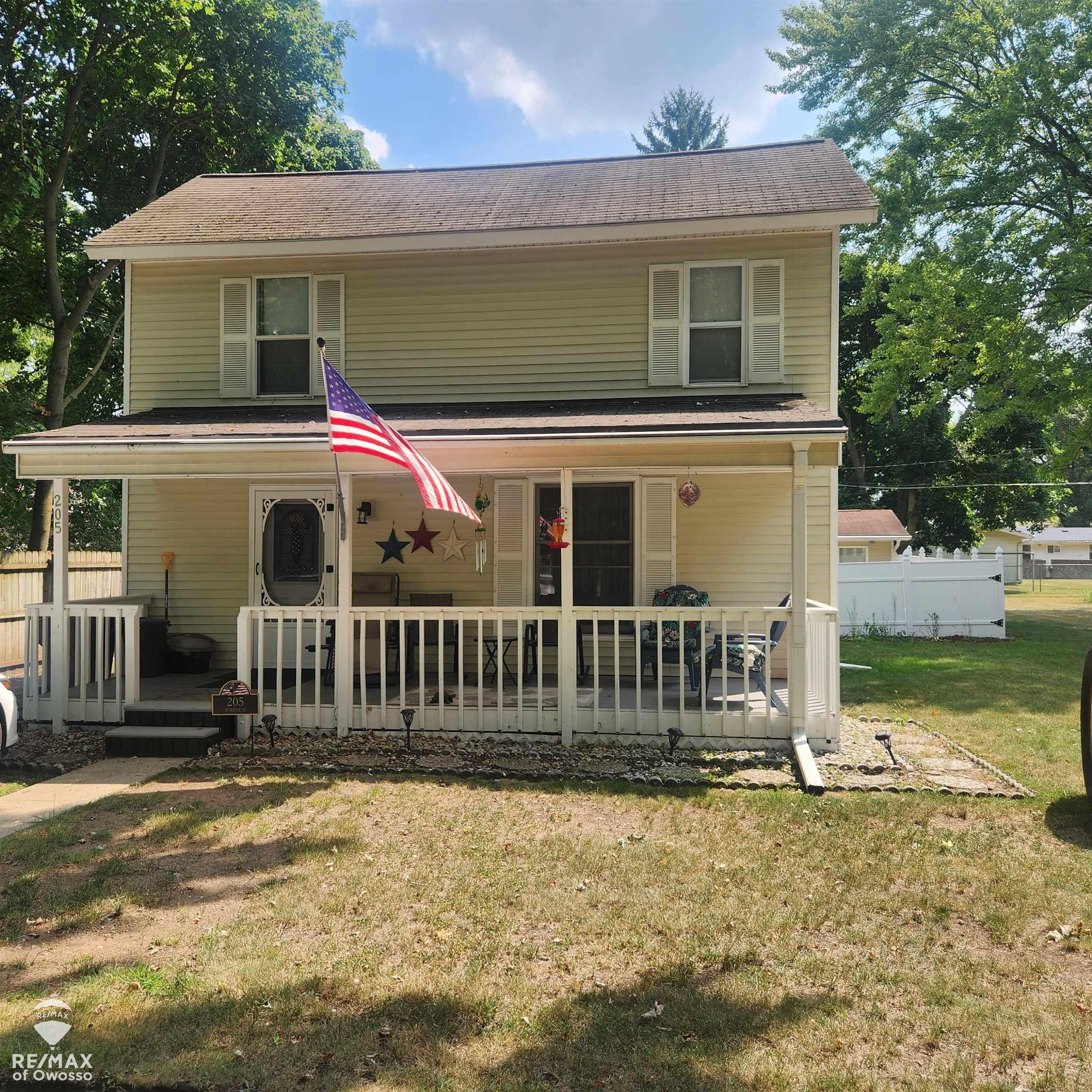 205 W Maple Street, Shepherd, MI 48883 — front exterior