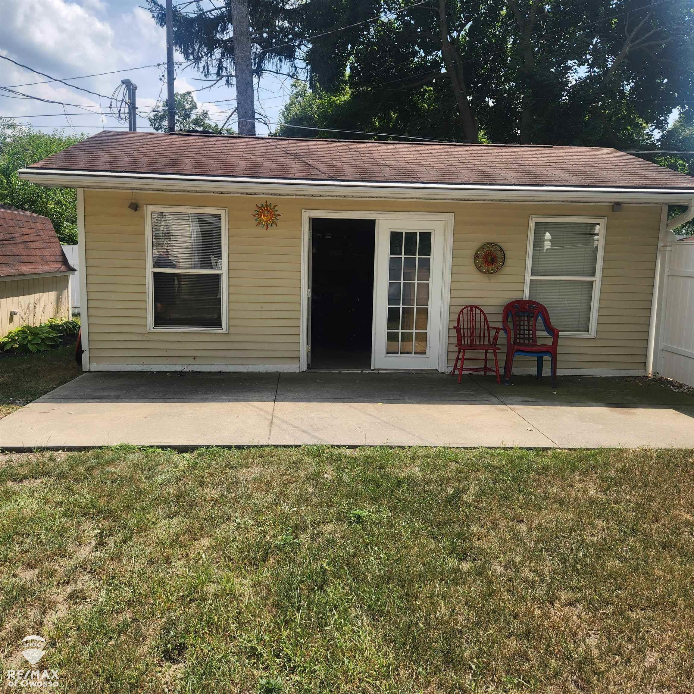 205 W Maple Street, Shepherd, MI 48883 — Photo 5