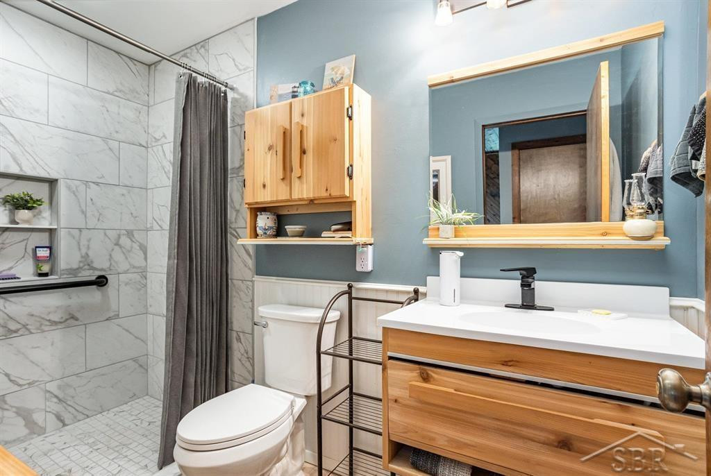 91 W Center Street, Sanford, MI 48657 — Photo 8