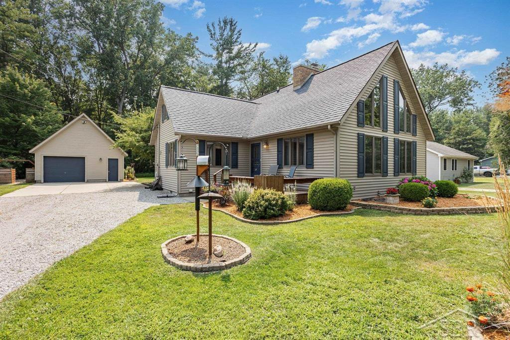 91 W Center Street, Sanford, MI 48657 — Photo 17