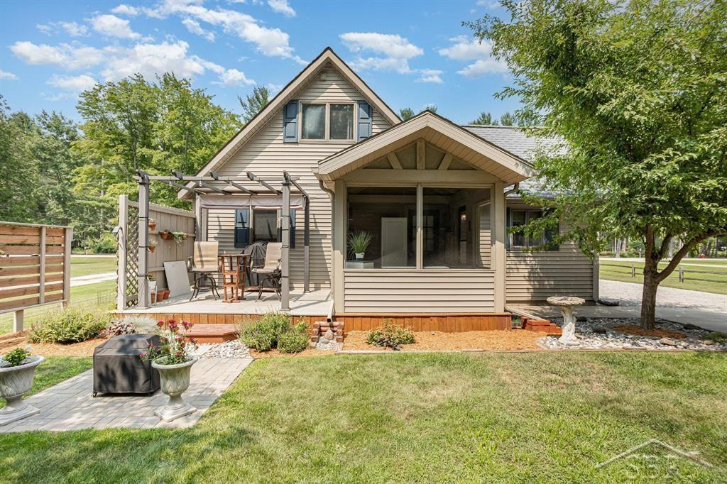 91 W Center Street, Sanford, MI 48657 — Photo 18