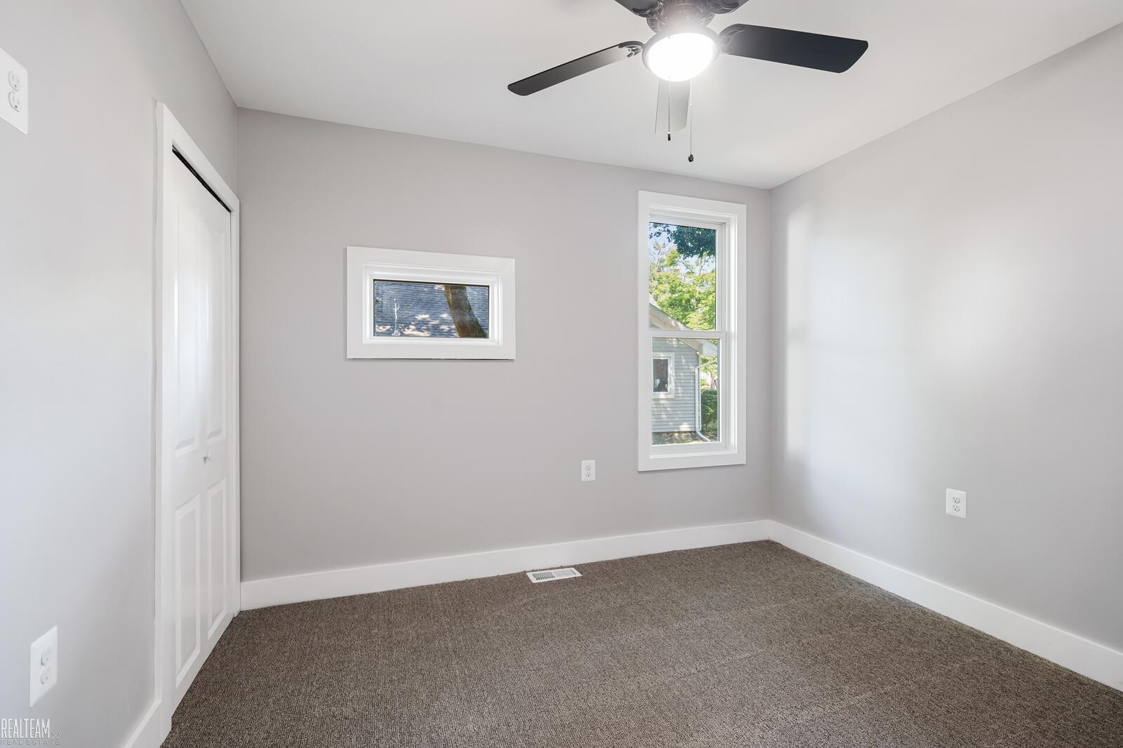 23154 Torrey Street, MI — Photo 11
