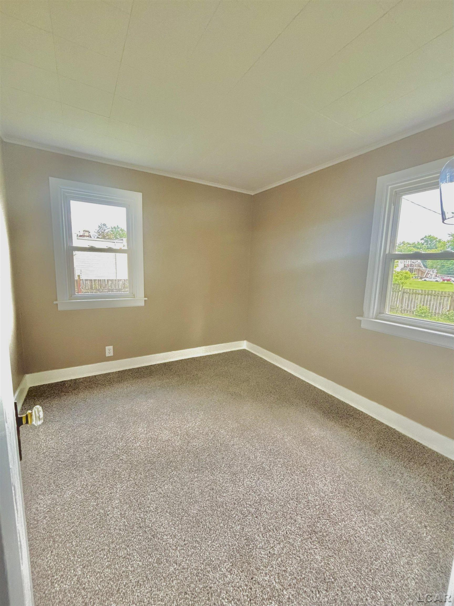 105 S Monroe Street, Blissfield, MI 49228 — Photo 8