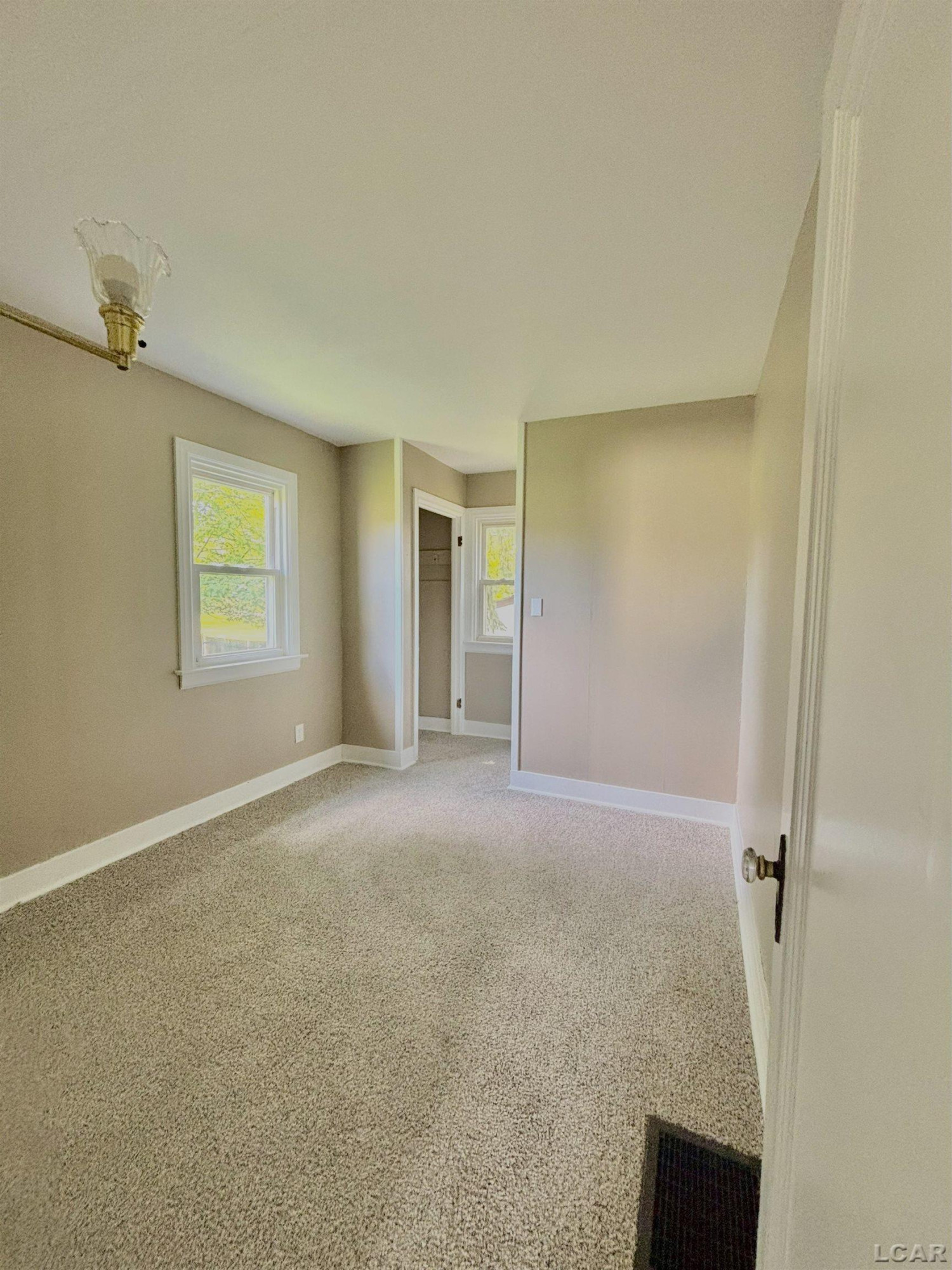105 S Monroe Street, Blissfield, MI 49228 — Photo 9