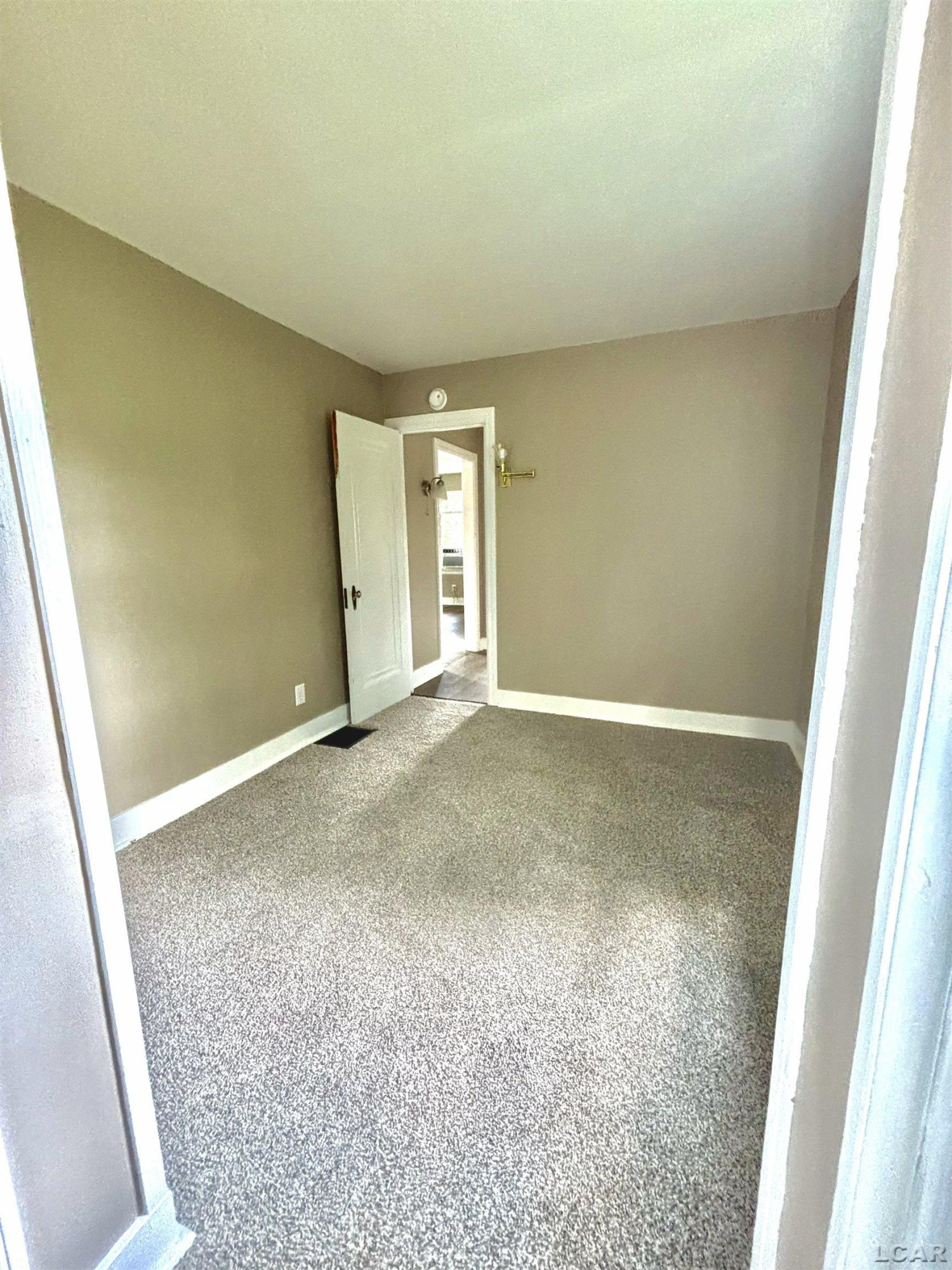 105 S Monroe Street, Blissfield, MI 49228 — Photo 10
