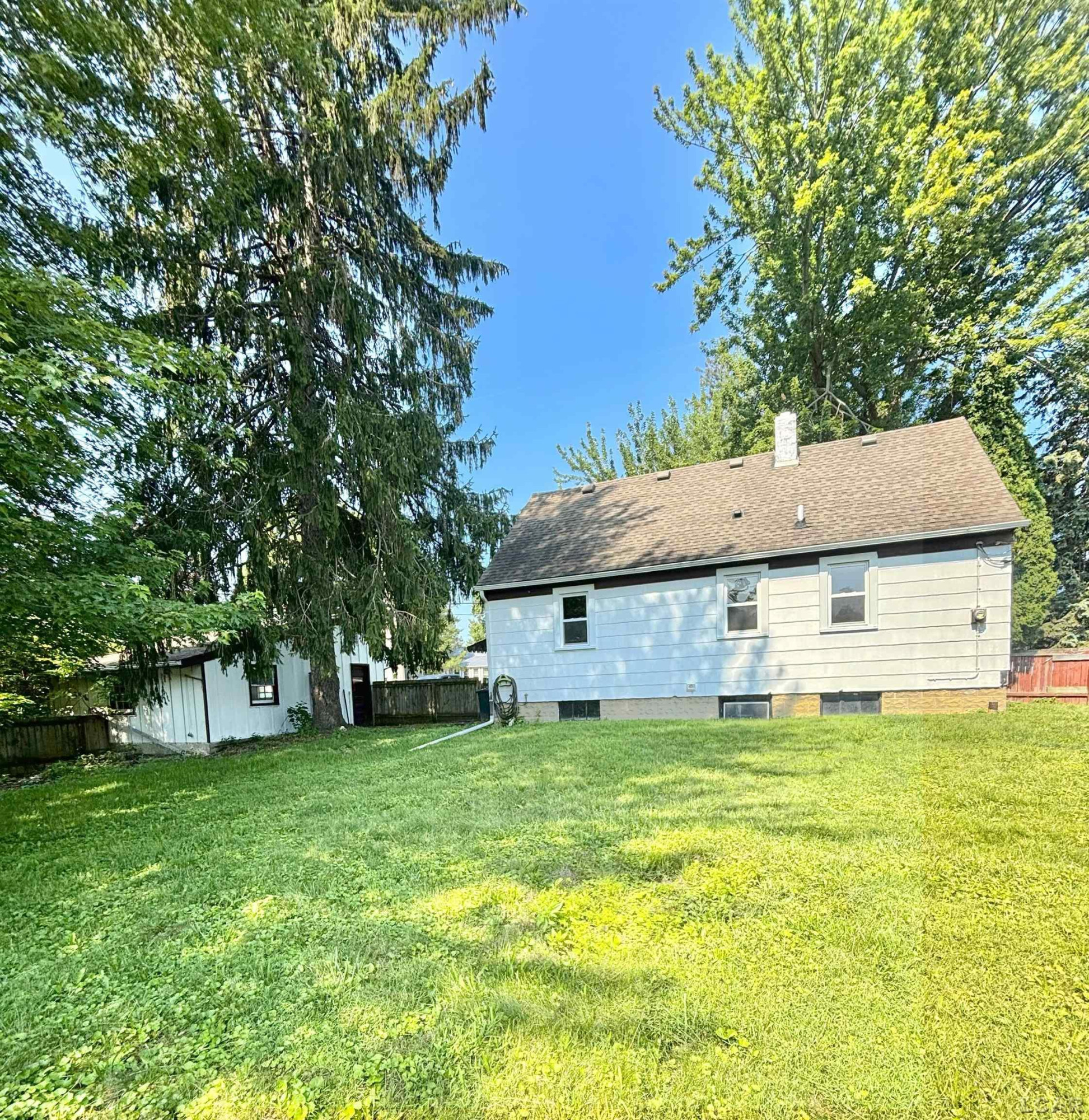 105 S Monroe Street, Blissfield, MI 49228 — Photo 19