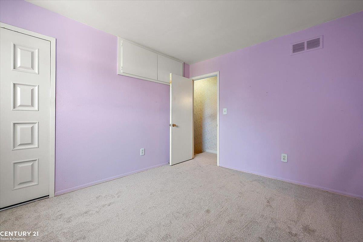 8520 Hampshire Drive, Sterling Heights, MI 48313 — Photo 29