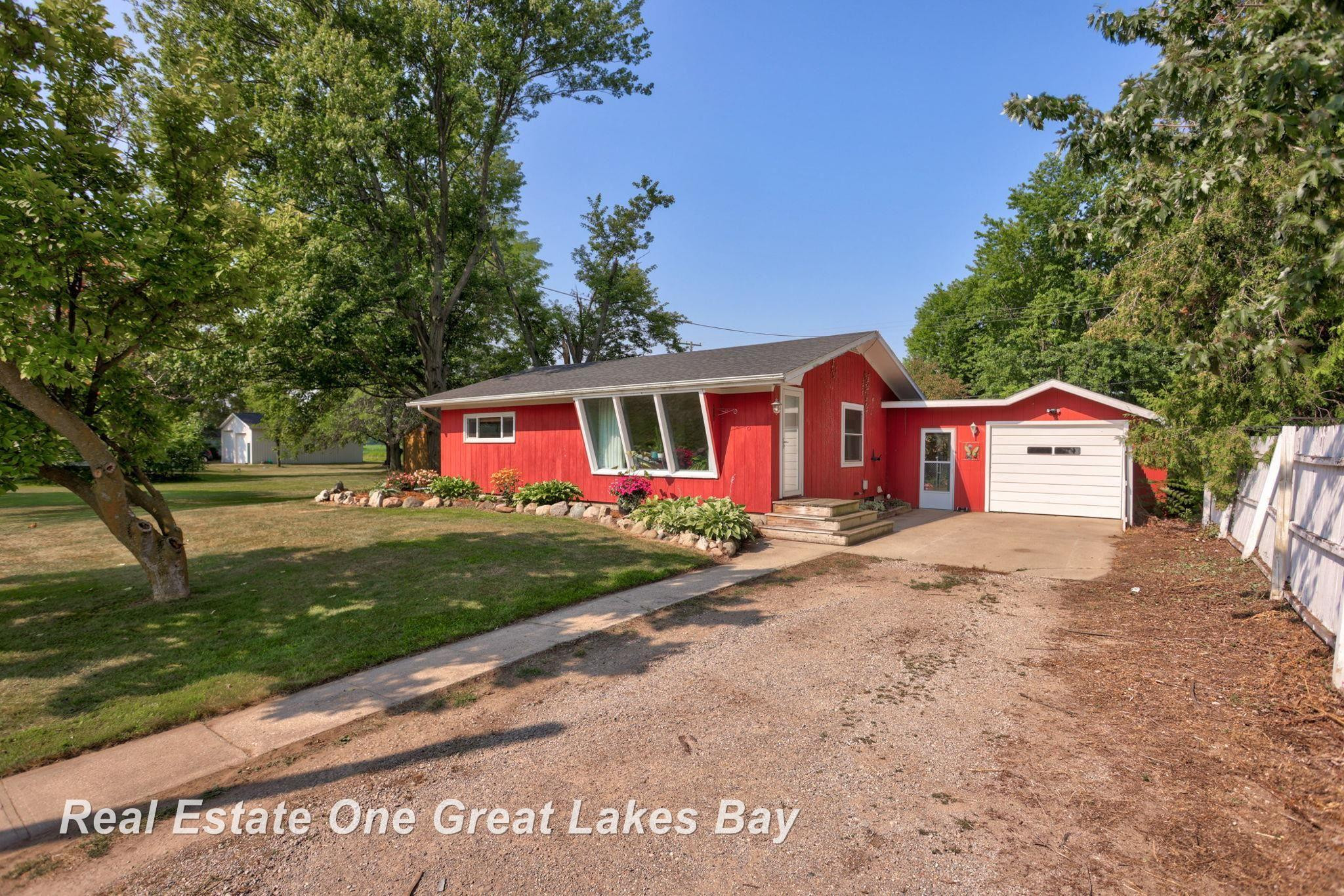 2287 N Main Street, MI 48733 — Photo 4