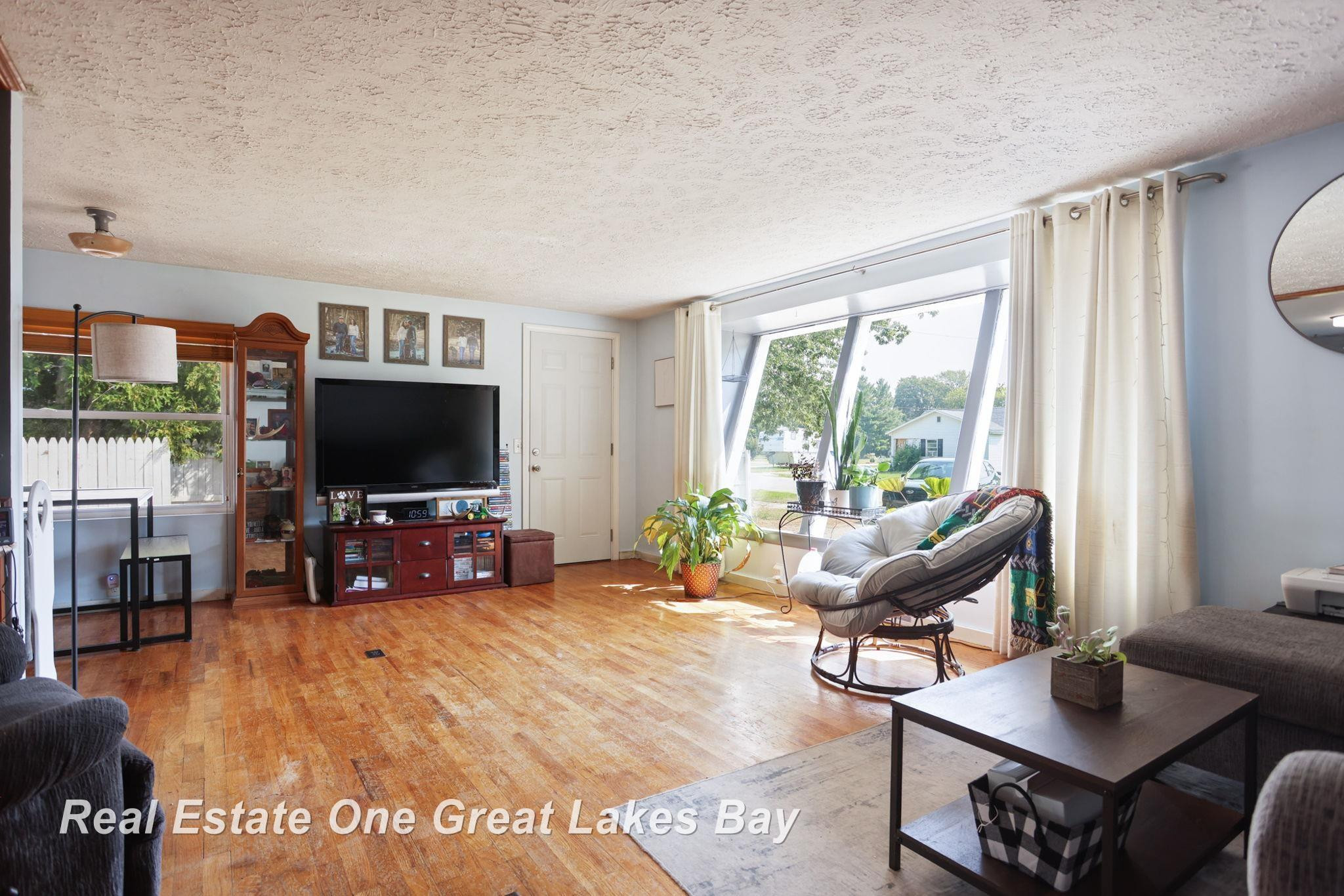 2287 N Main Street, MI 48733 — Photo 8
