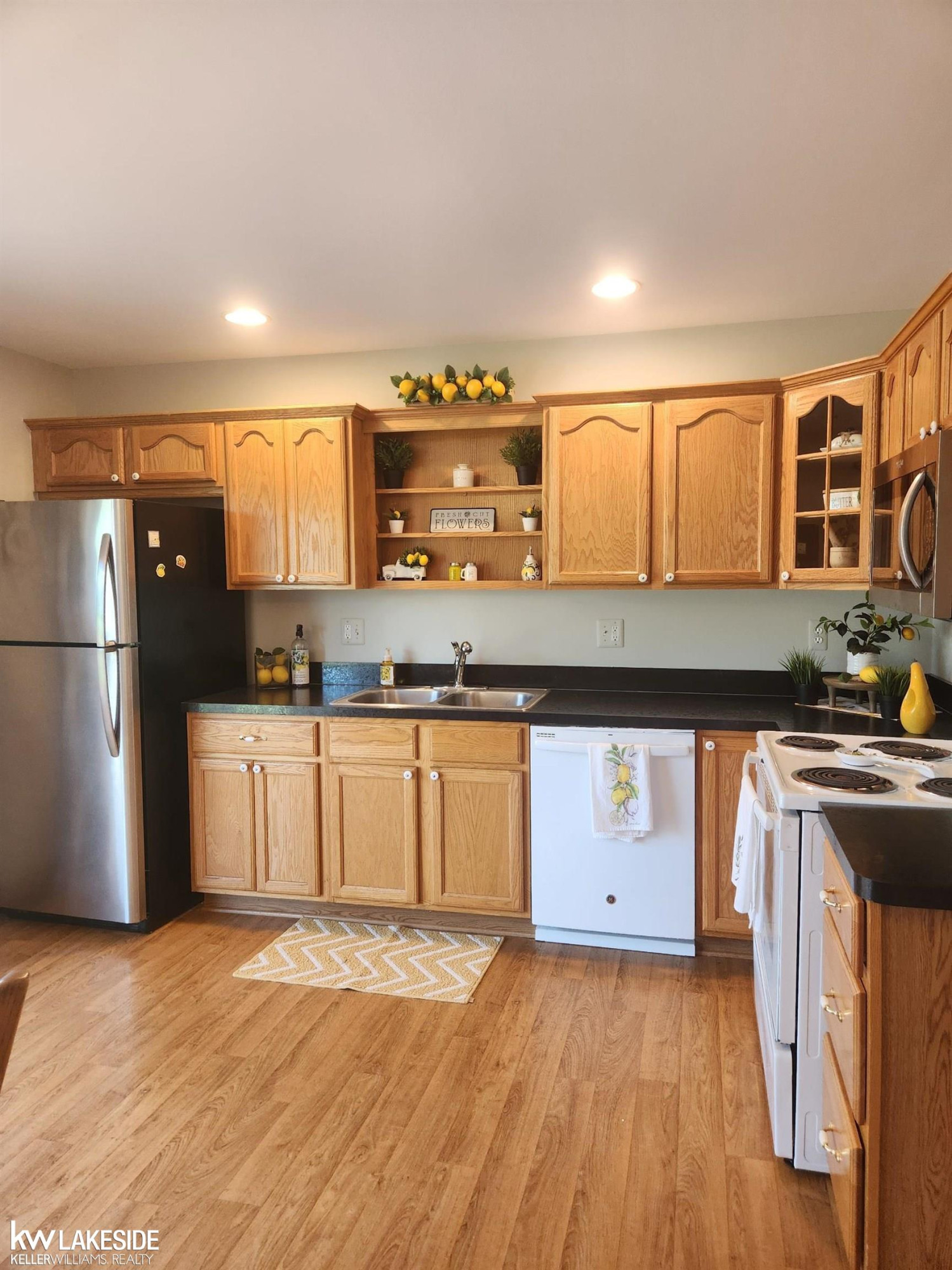 456 Harvard Drive, MI 48065 — Photo 9