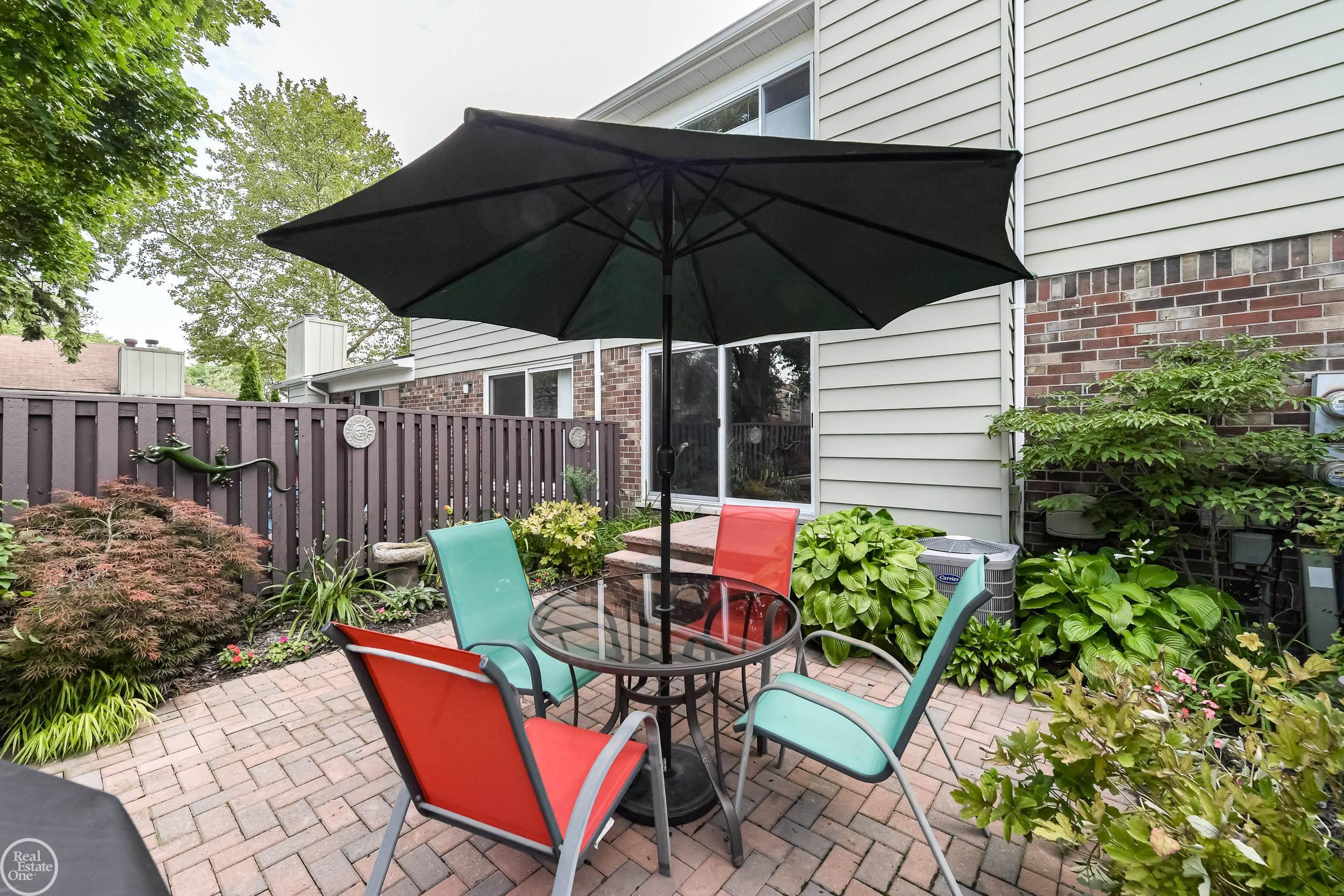 5056 Coventry Street, Royal Oak, MI 48073 — Photo 6