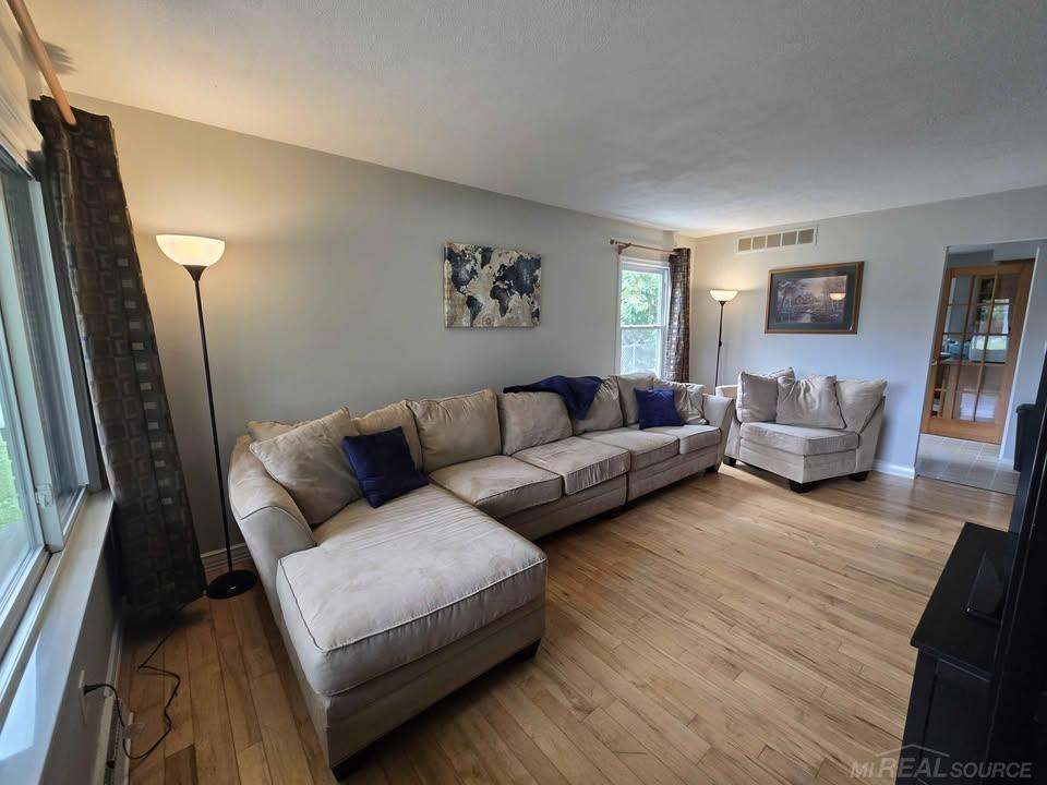 550 Brookside Street, Ypsilanti, MI 48197 — Photo 5