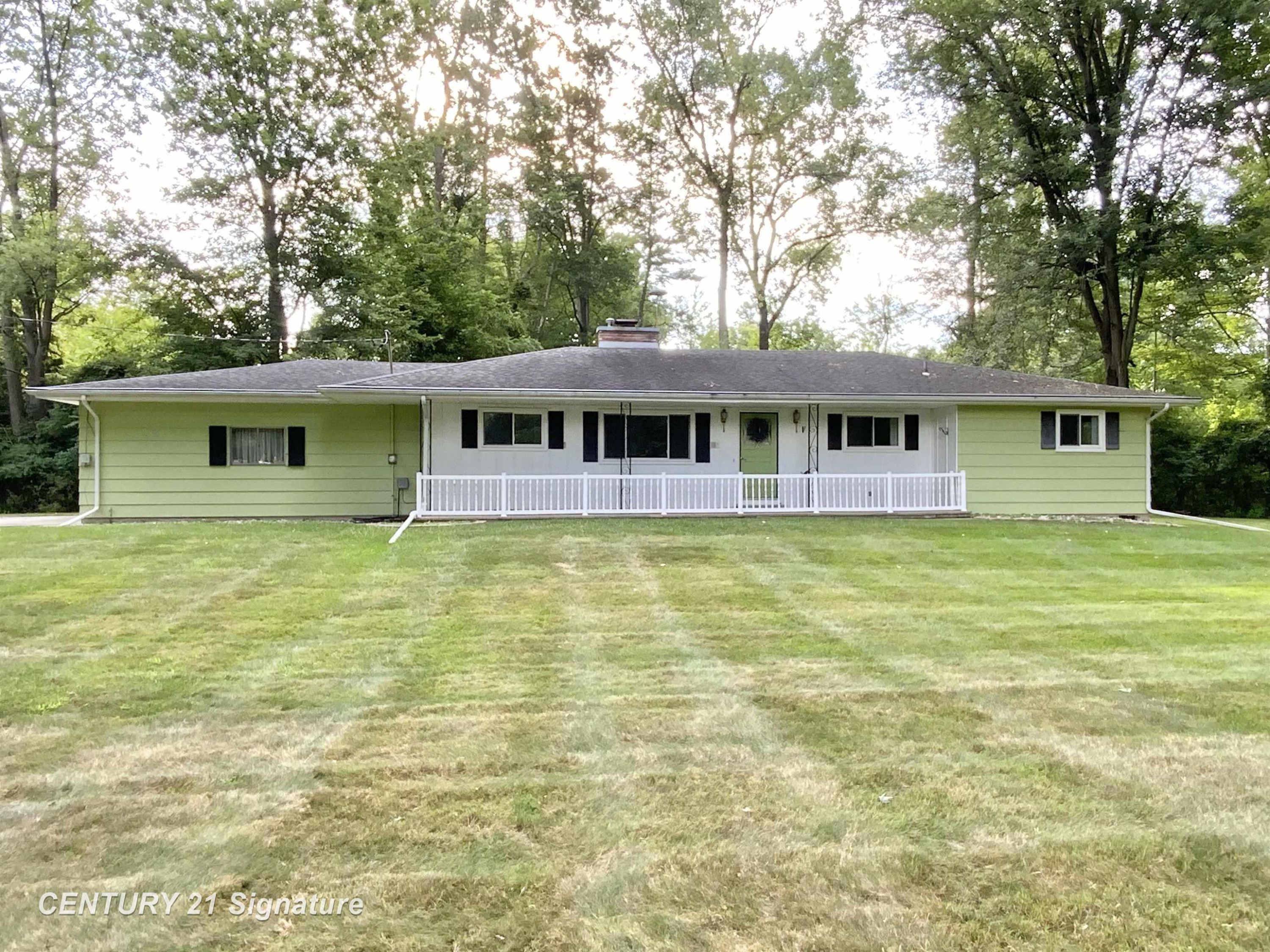 4230 Triwood Road, Bridgeport, MI 48722 — front exterior