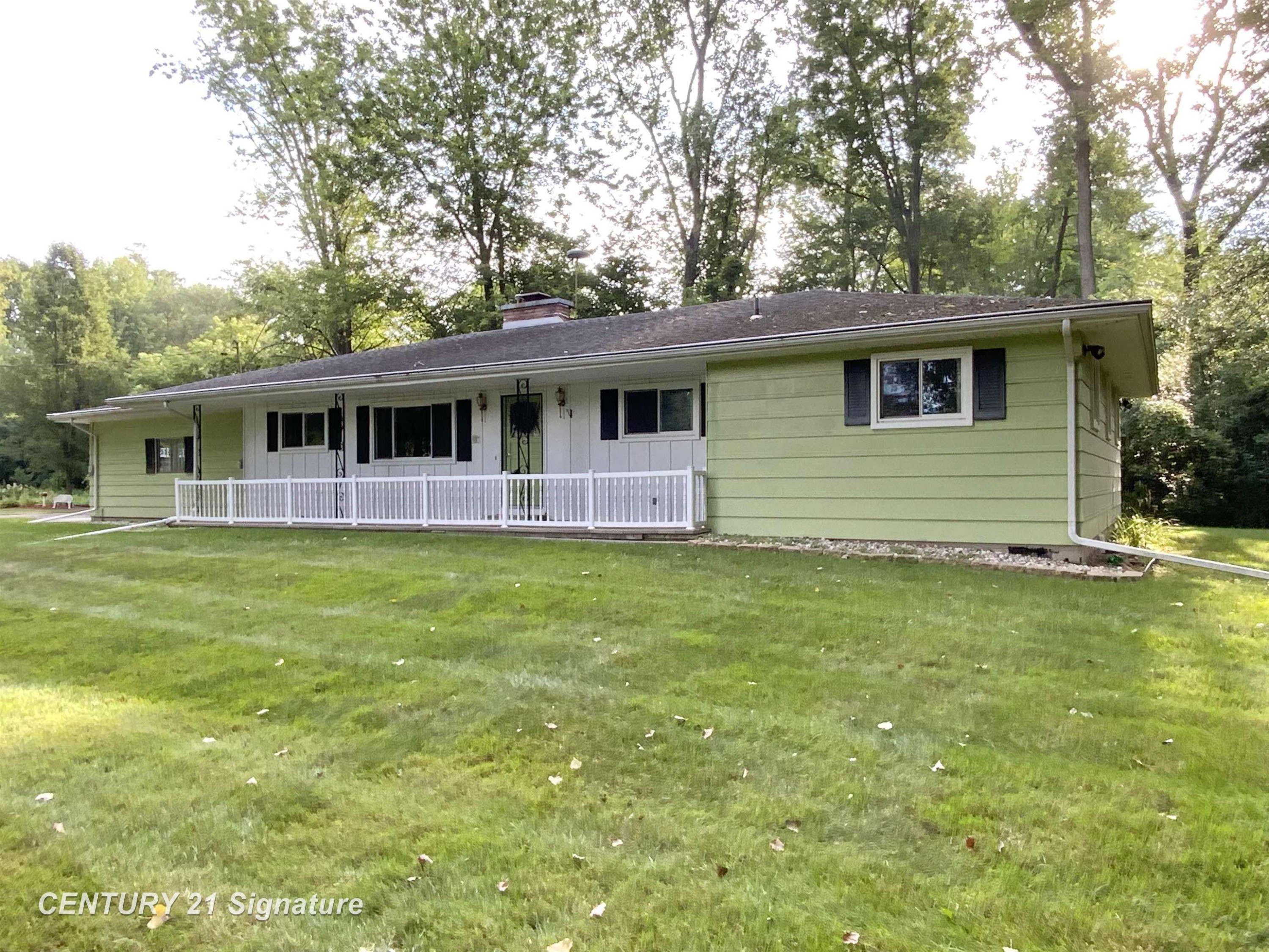 4230 Triwood Road, Bridgeport, MI 48722 — Photo 2