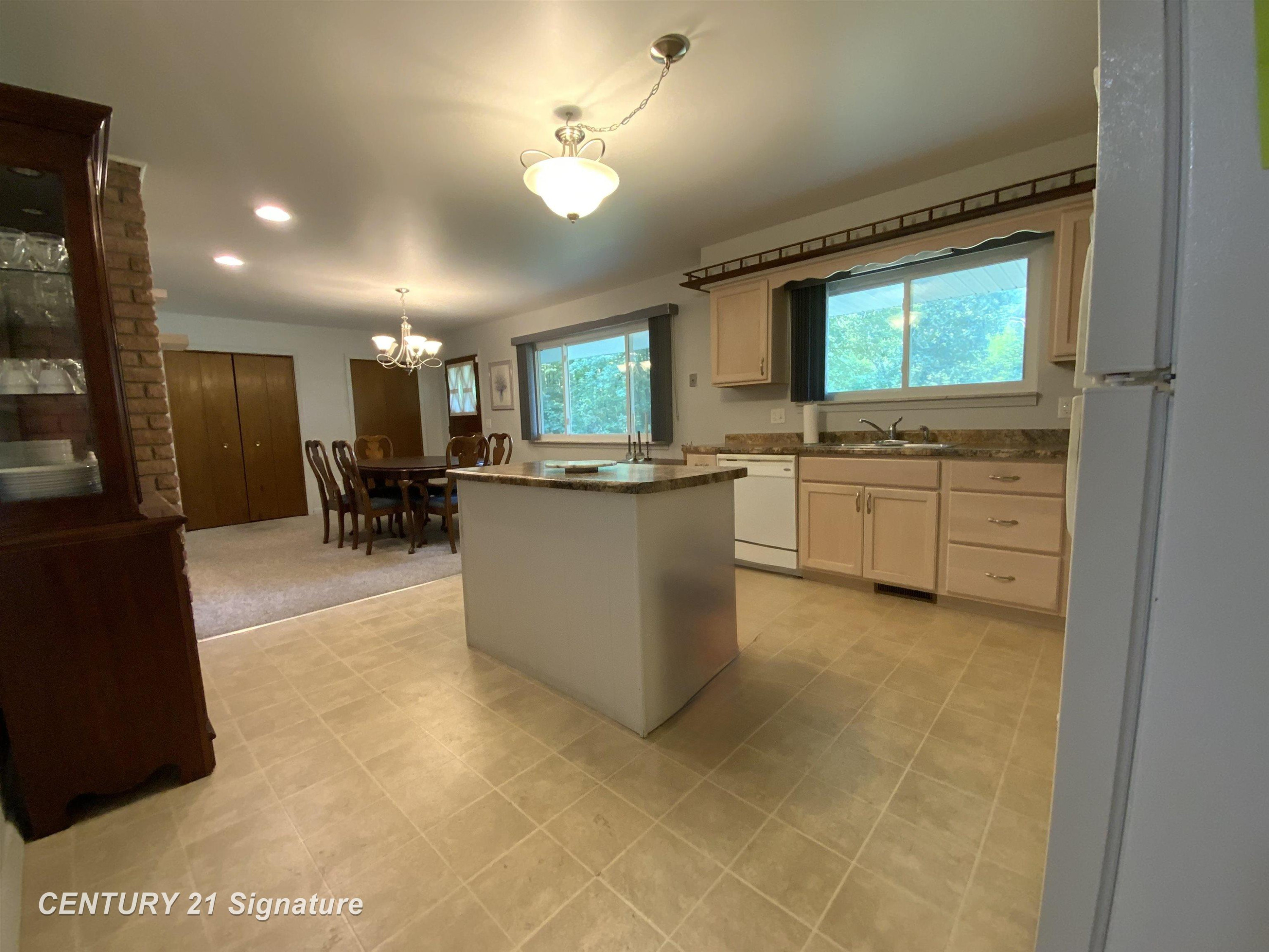 4230 Triwood Road, Bridgeport, MI 48722 — Photo 5