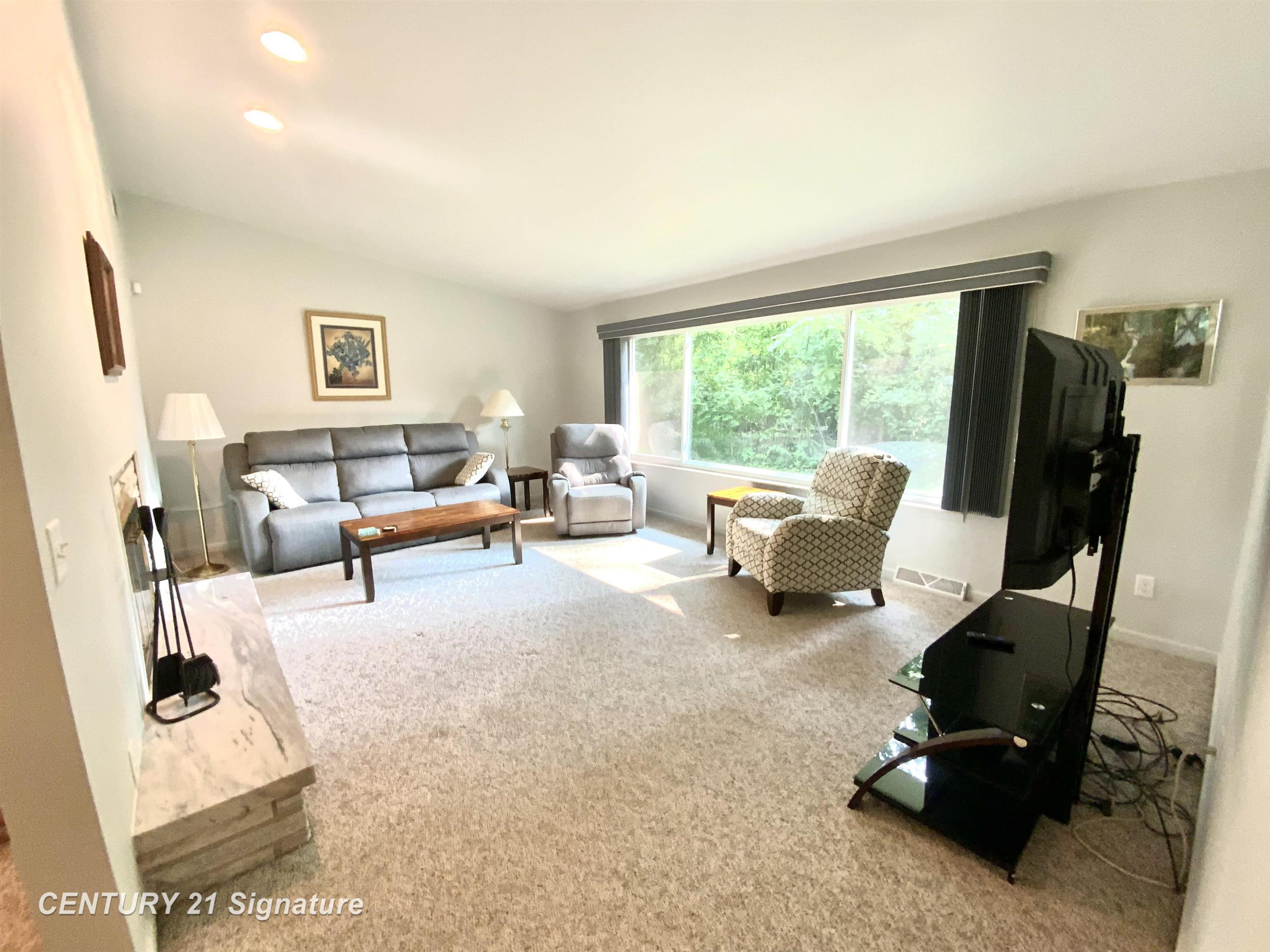 4230 Triwood Road, Bridgeport, MI 48722 — Photo 8
