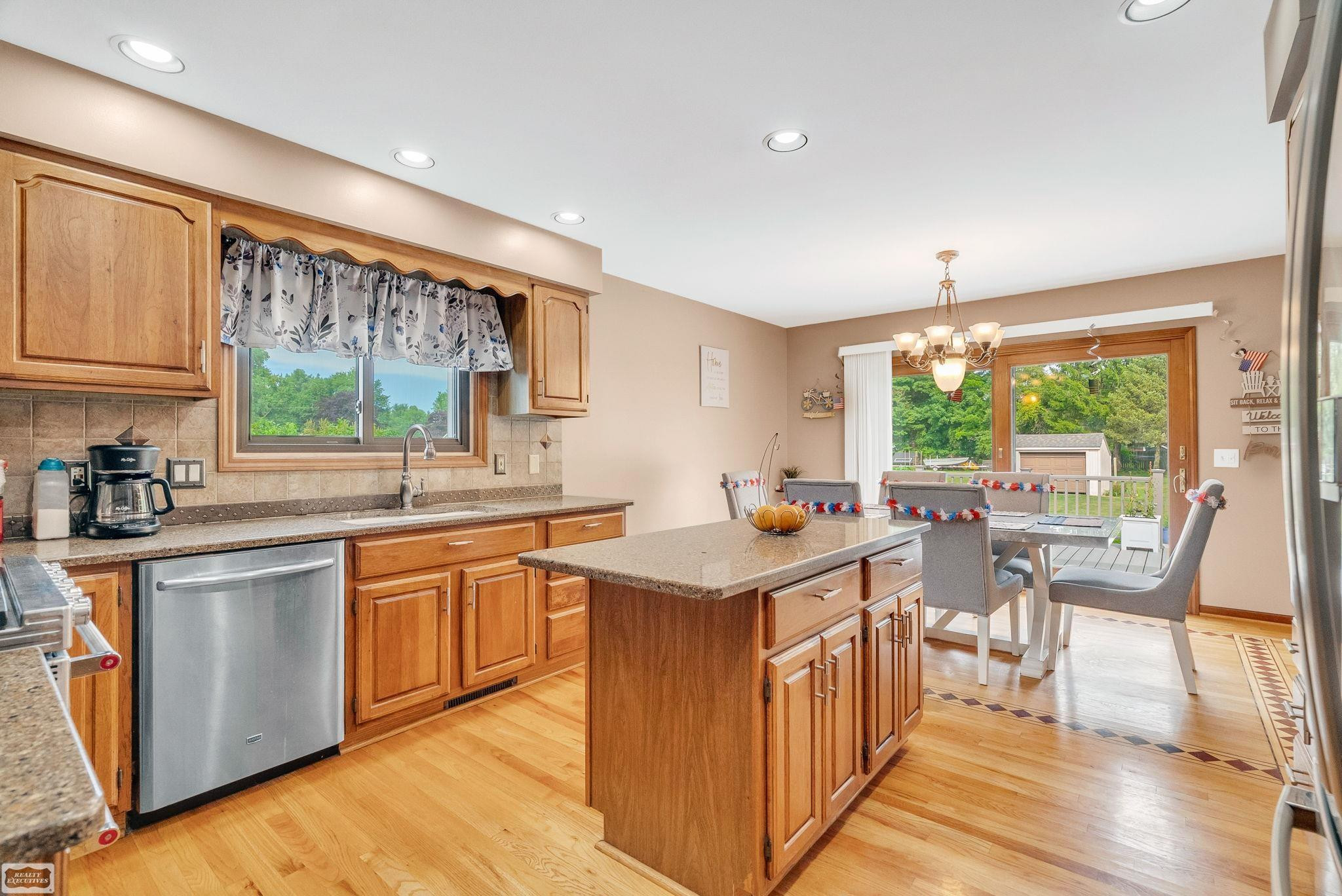 5385 Vista Belle Drive, MI — Photo 38