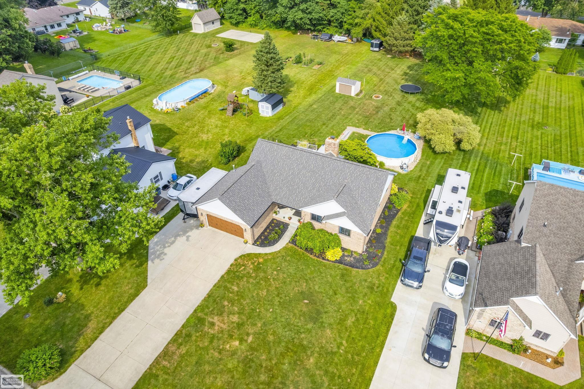 5385 Vista Belle Drive, MI — Photo 57