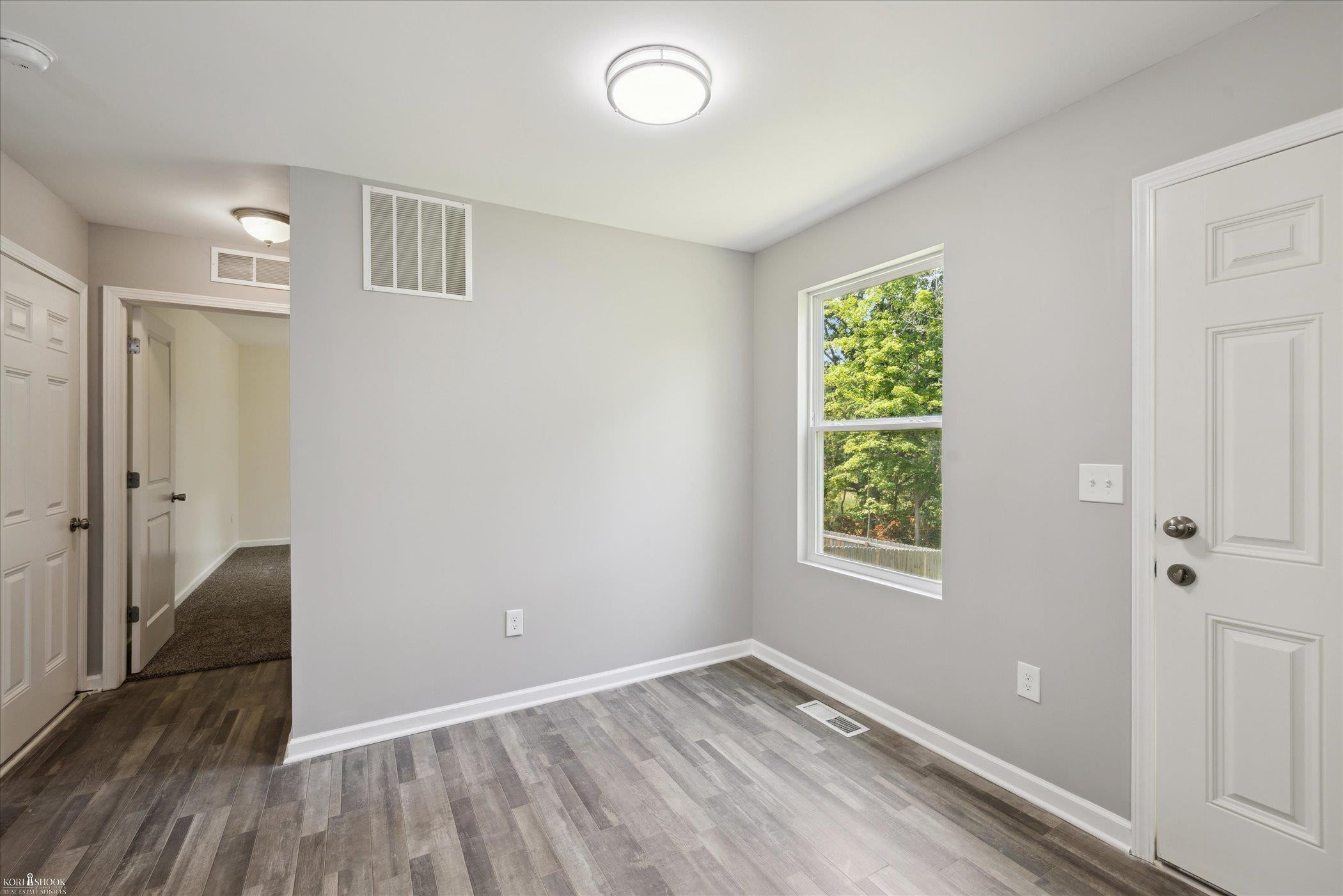 180 Ash Street, Corunna, MI 48817 — Photo 8