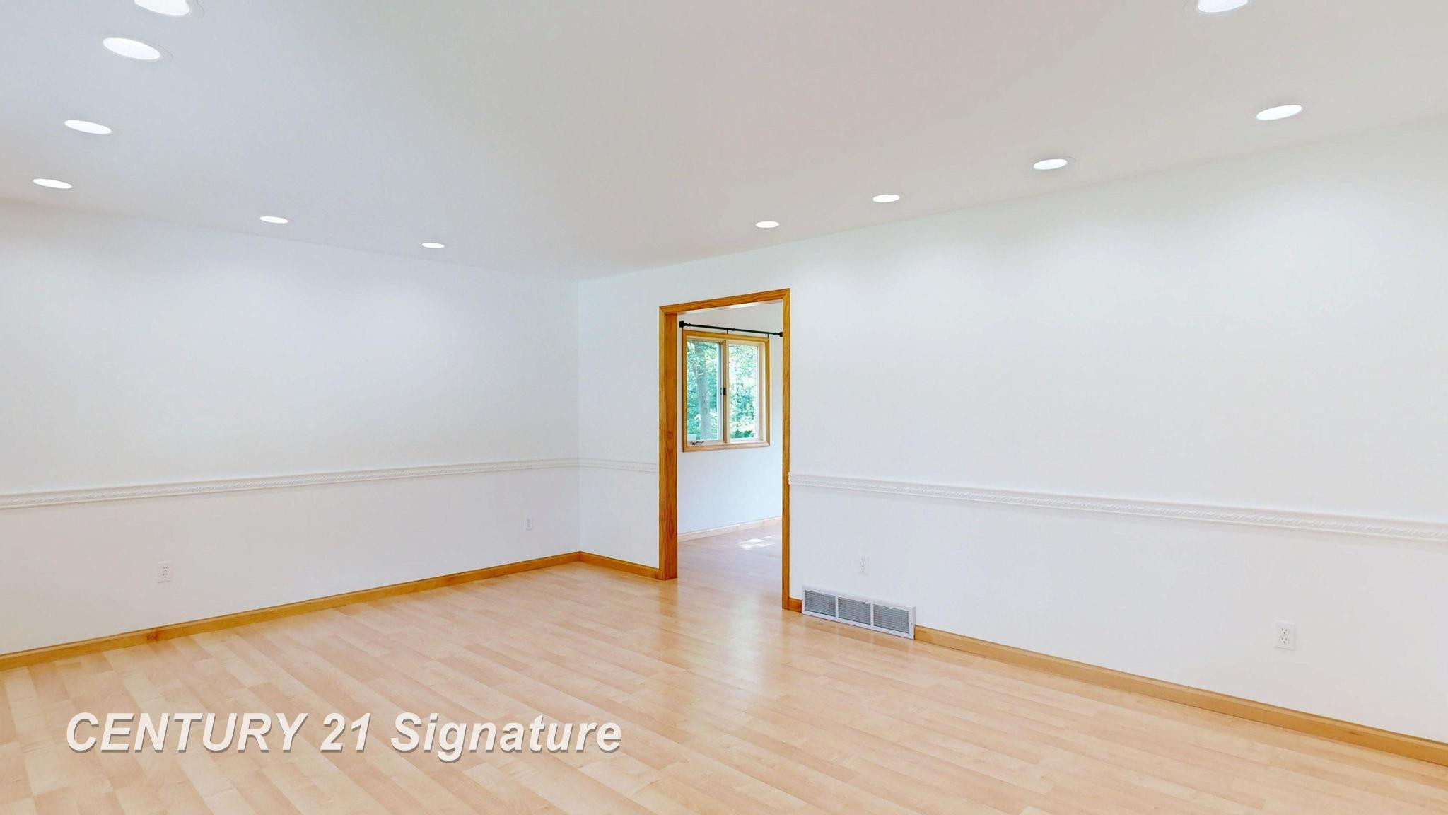 3175 Delevan Drive, Saginaw, MI 48603 — Photo 13