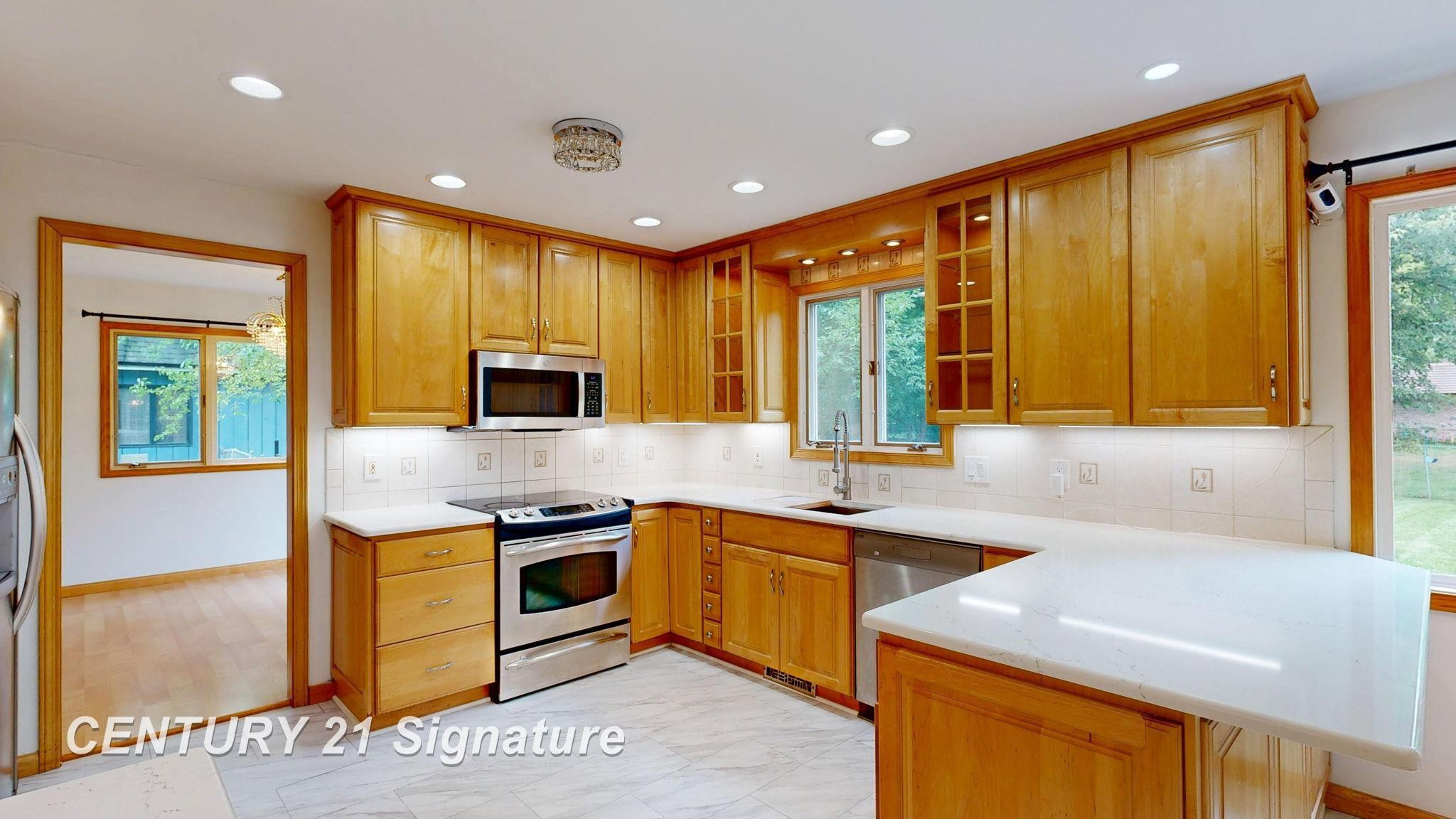 3175 Delevan Drive, Saginaw, MI 48603 — Photo 23