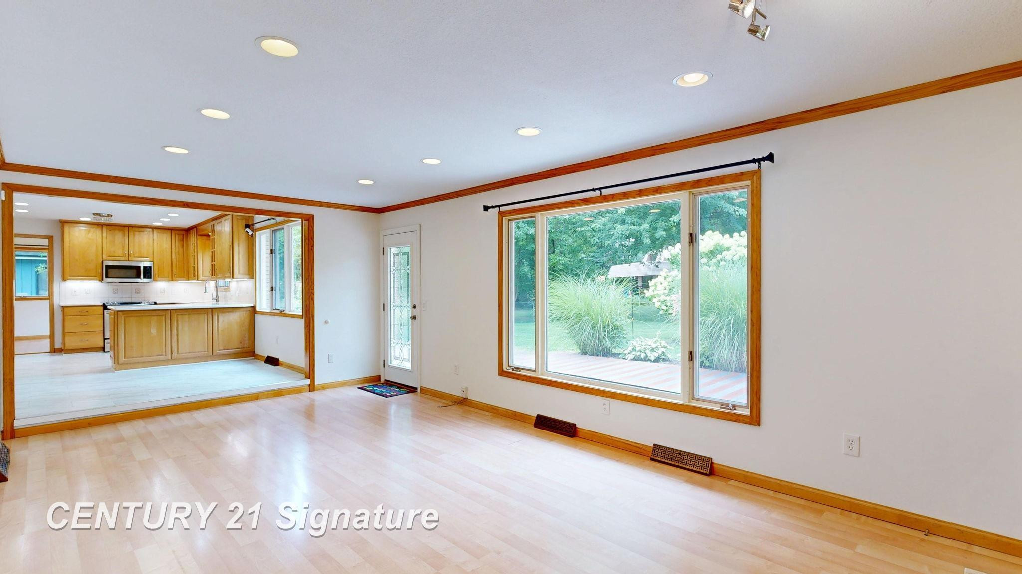 3175 Delevan Drive, Saginaw, MI 48603 — Photo 30