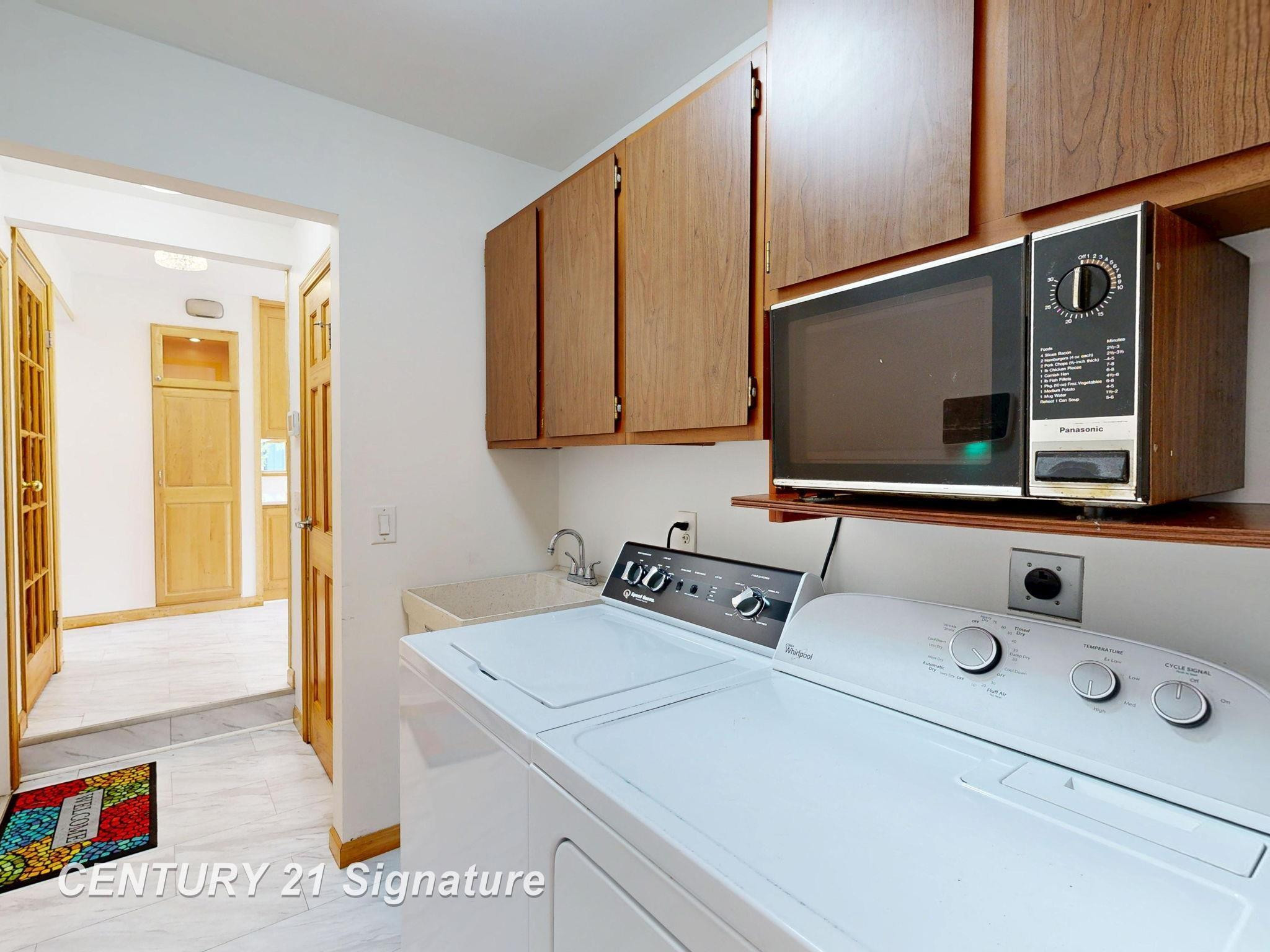 3175 Delevan Drive, Saginaw, MI 48603 — Photo 35