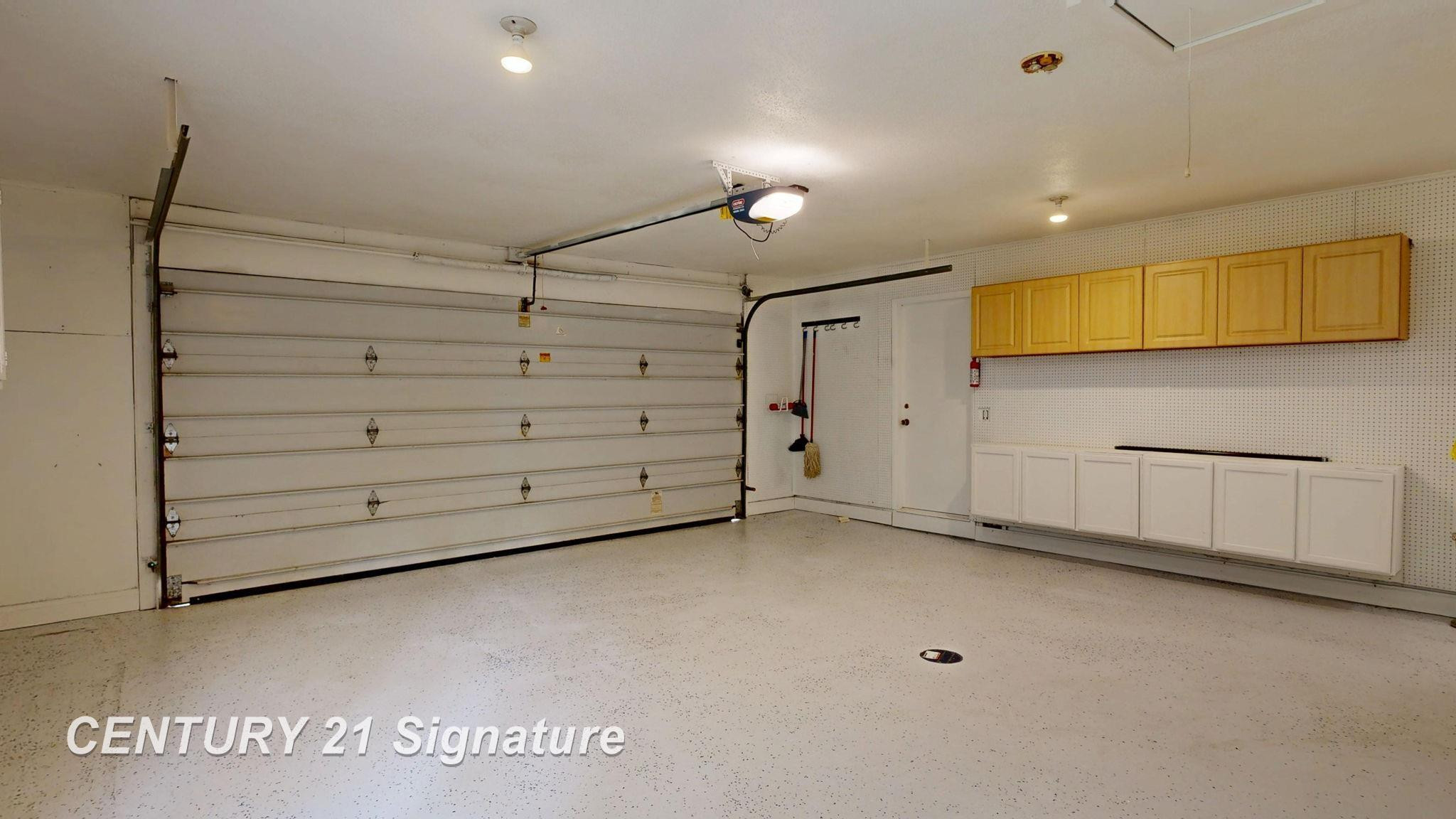 3175 Delevan Drive, Saginaw, MI 48603 — Photo 37