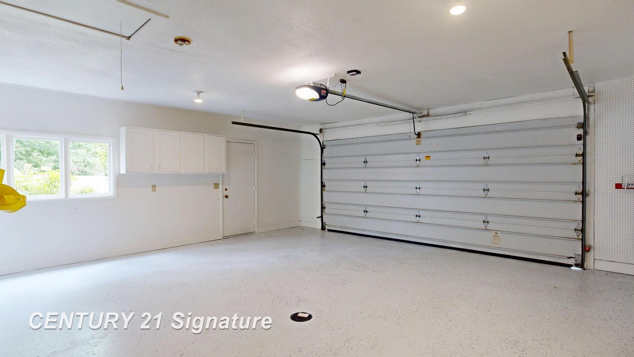 3175 Delevan Drive, Saginaw, MI 48603 — Photo 38