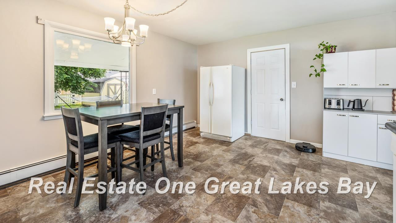 2209 12th S. Avenue, Escanaba, MI 49829 — Photo 9