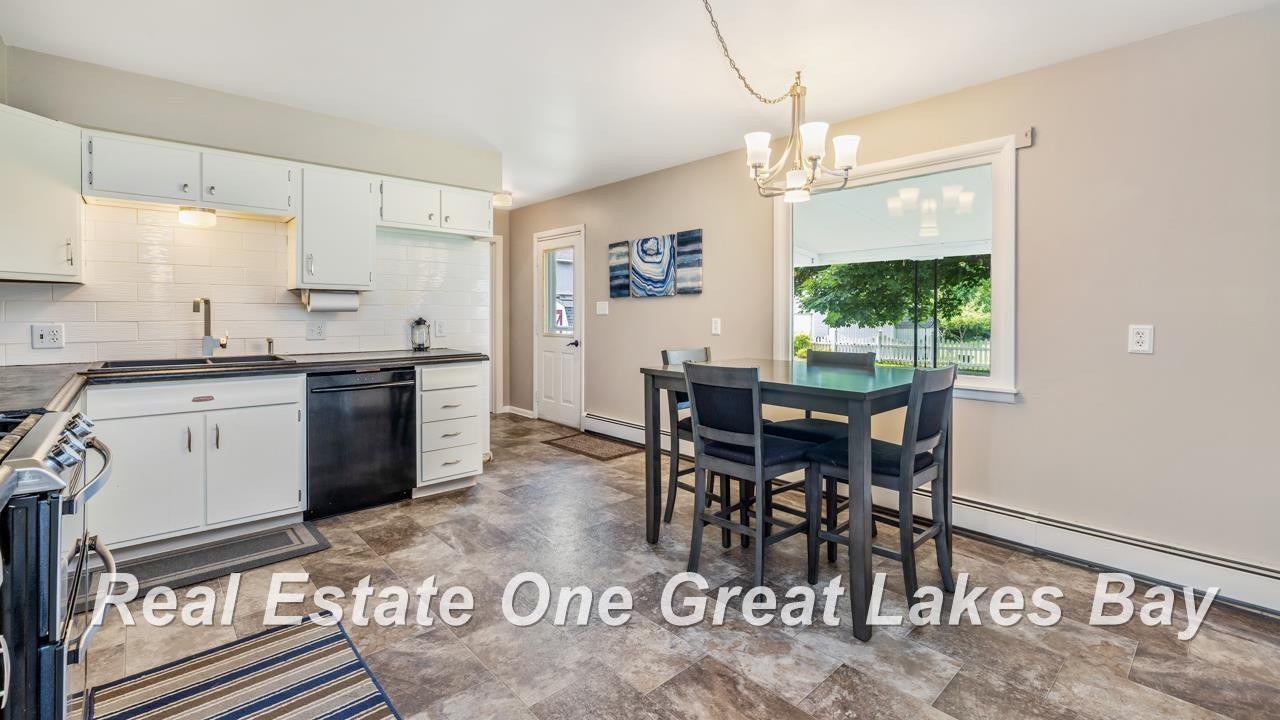 2209 12th S. Avenue, Escanaba, MI 49829 — Photo 10